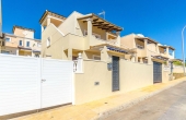 5--2146/2949, 3 Bedroom 2 Bathroom Casa in Orihuela Costa