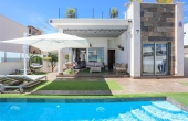 5--2157/2954, 5 Bedroom 4 Bathroom Chalet in Orihuela Costa