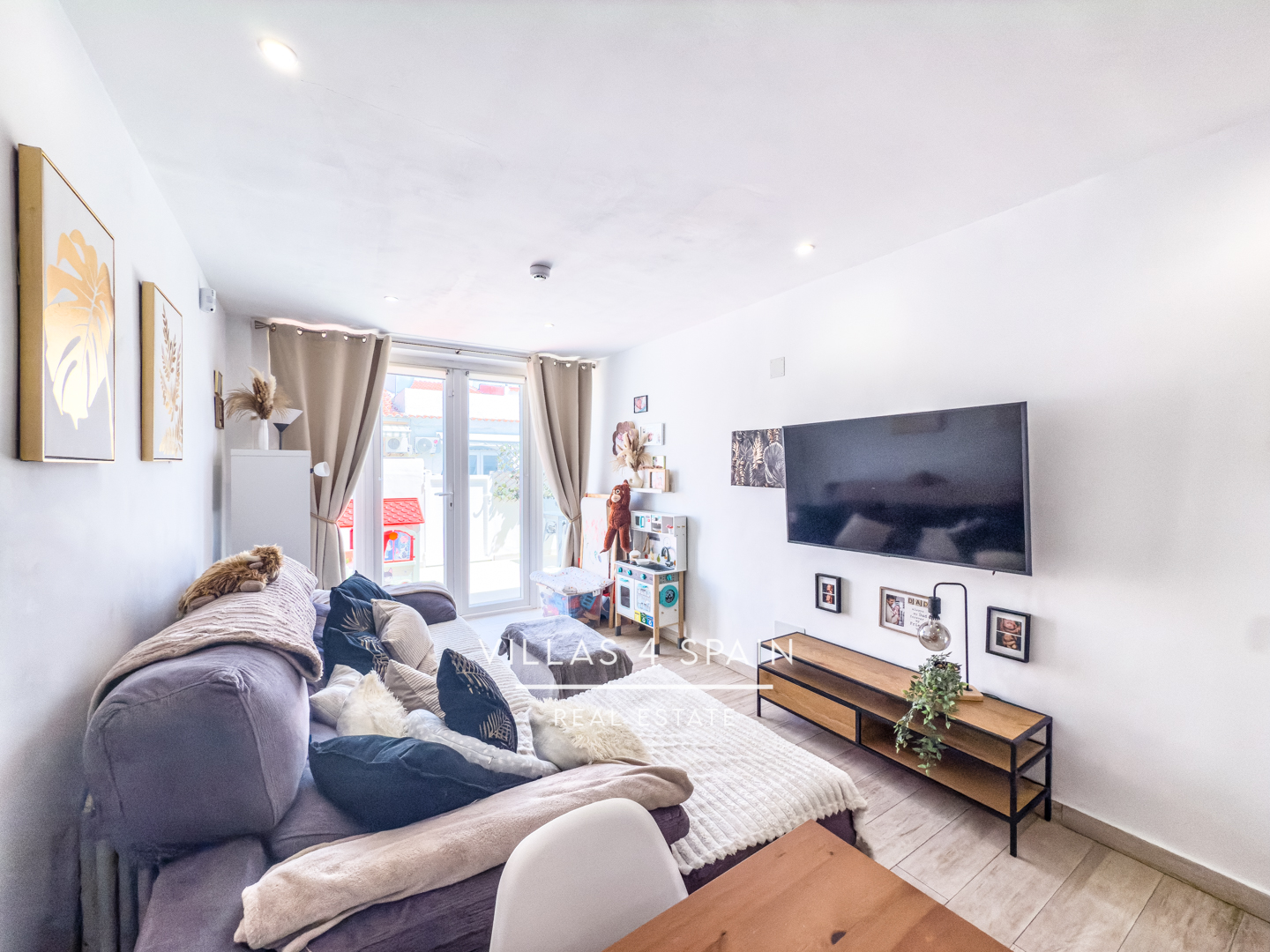 Sold - 2 Bedroom 1 bathroom Fully Renovated Town house with front garden in Torrevieja, San Luis - calle Zarauz - Alicante Sold - 2 Bedroom 1 bathroom Fully Renovated Town house with front garden in Torrevieja, San Luis - calle Zarauz - Alicante