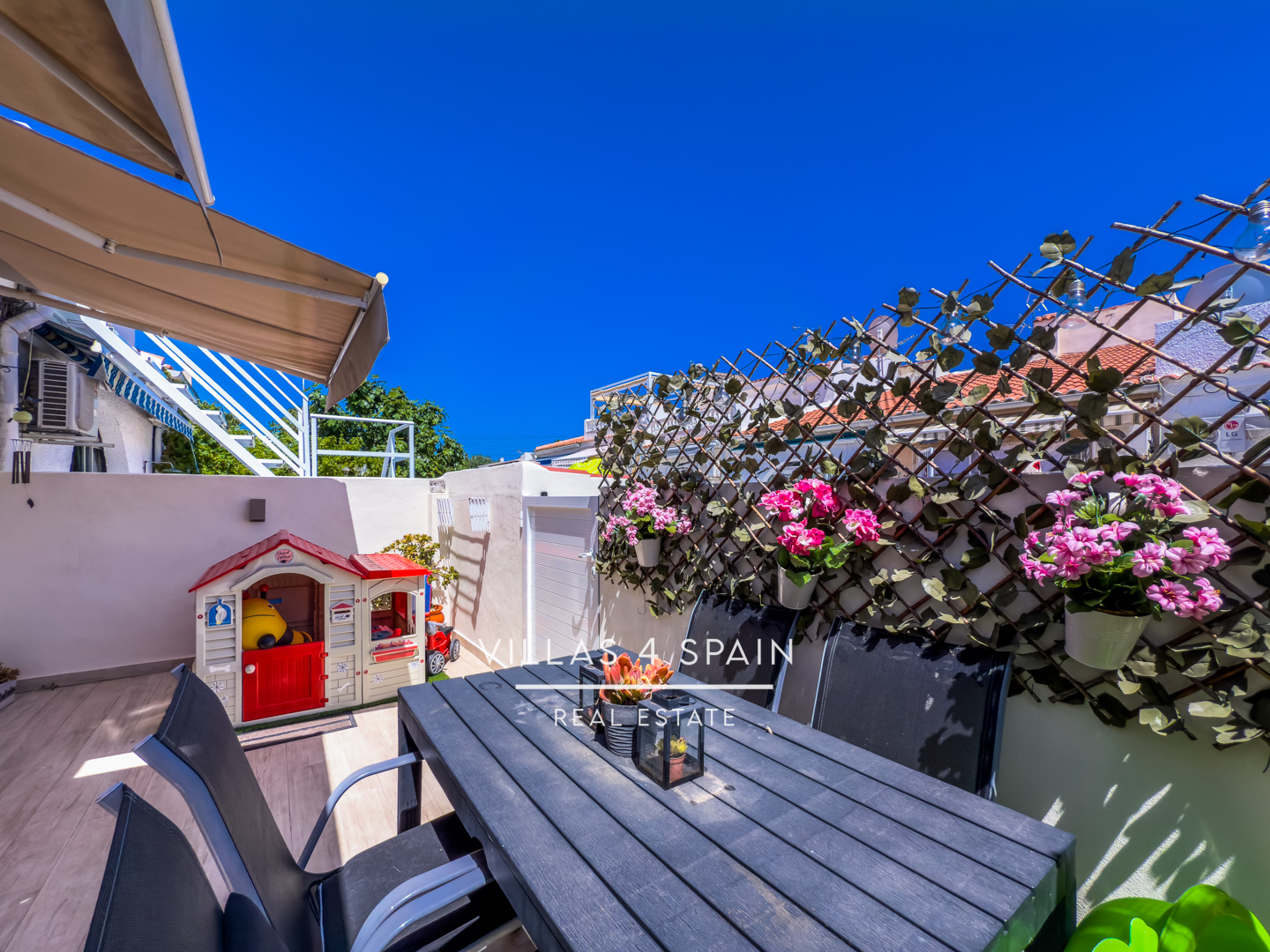 Sold - 2 Bedroom 1 bathroom Fully Renovated Town house with front garden in Torrevieja, San Luis - calle Zarauz - Alicante Sold - 2 Bedroom 1 bathroom Fully Renovated Town house with front garden in Torrevieja, San Luis - calle Zarauz - Alicante