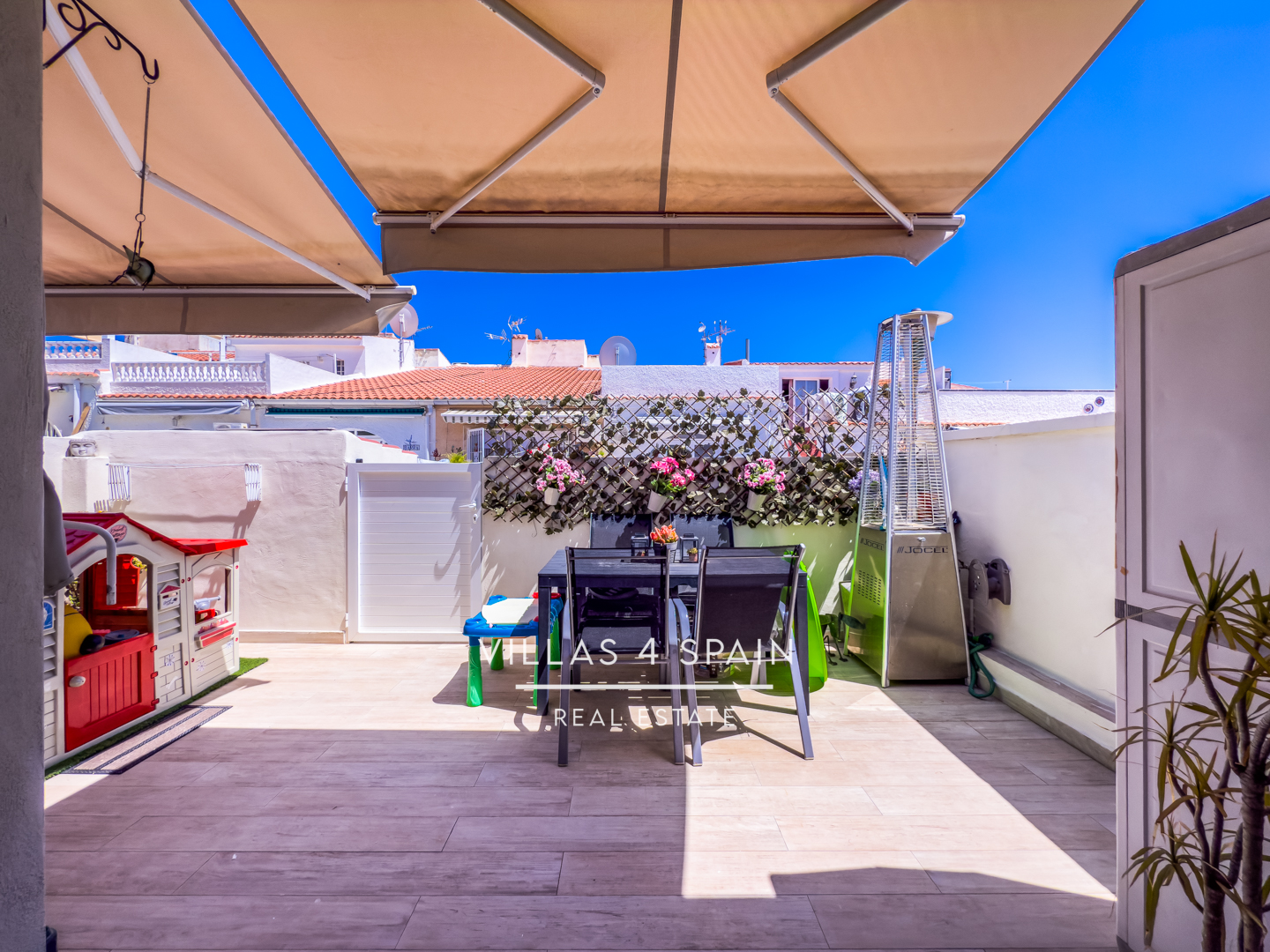 Sold - 2 Bedroom 1 bathroom Fully Renovated Town house with front garden in Torrevieja, San Luis - calle Zarauz - Alicante Sold - 2 Bedroom 1 bathroom Fully Renovated Town house with front garden in Torrevieja, San Luis - calle Zarauz - Alicante