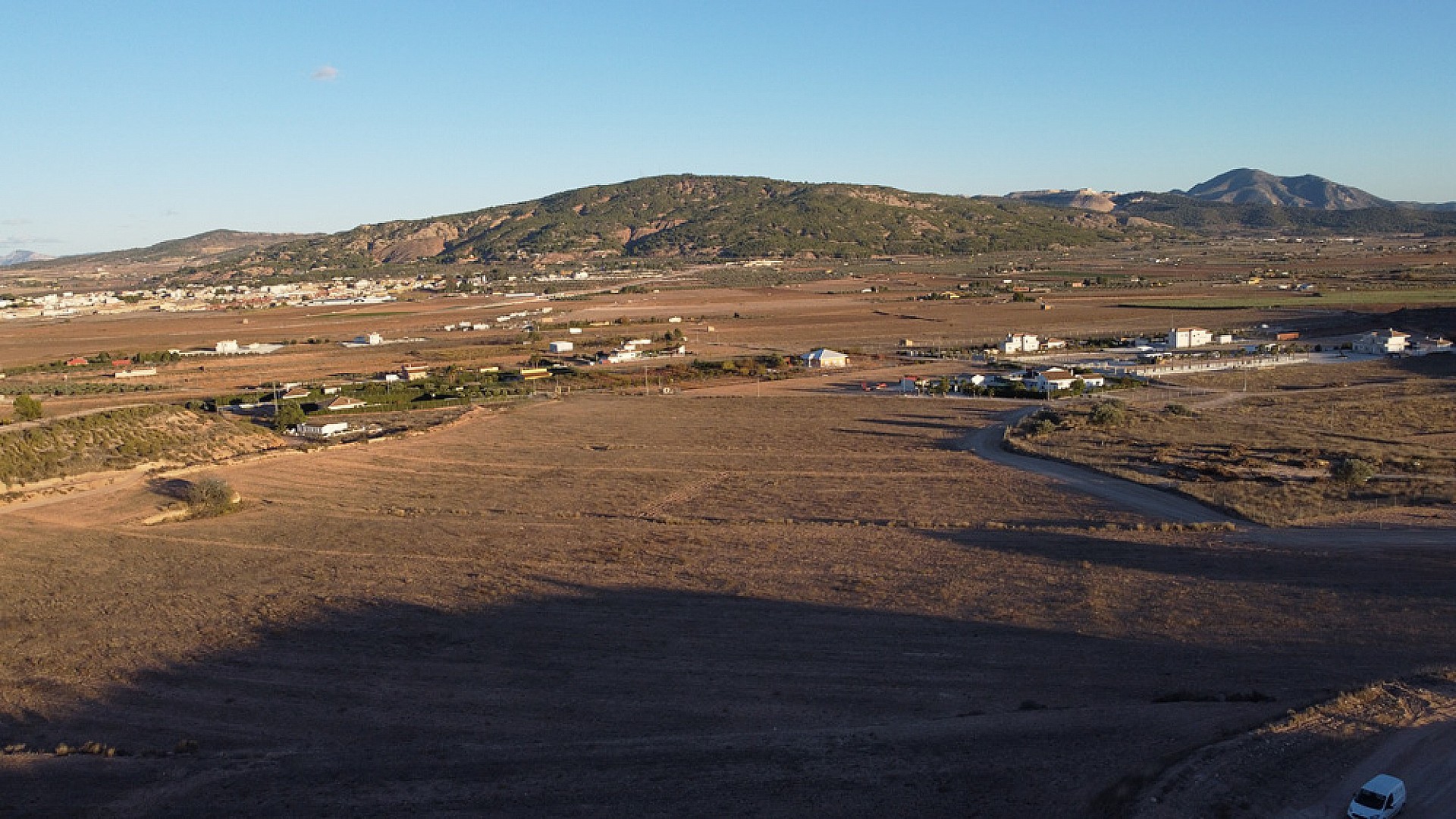 Resale - Land in Pinoso - - Alicante Resale - Land in Pinoso - - Alicante