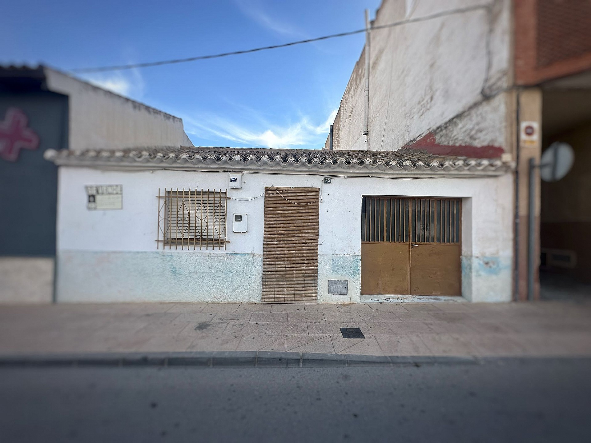 Resale - 3 Bedroom 2 Bathroom Townhouse in Pinoso - - Alicante Resale - 3 Bedroom 2 Bathroom Townhouse in Pinoso - - Alicante