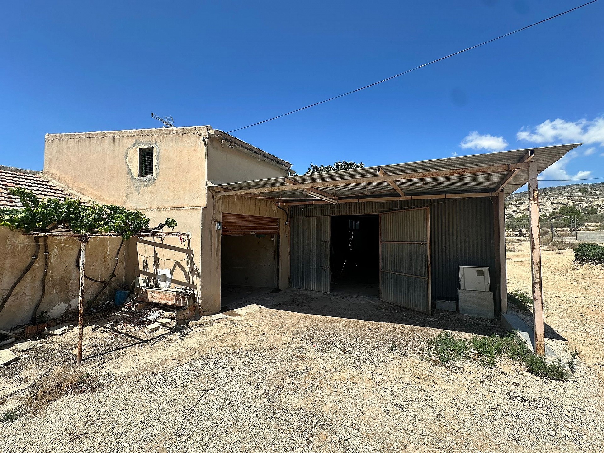 Resale - 1 Bedroom 1 Bathroom Country house in Monovar - - Alicante Resale - 1 Bedroom 1 Bathroom Country house in Monovar - - Alicante