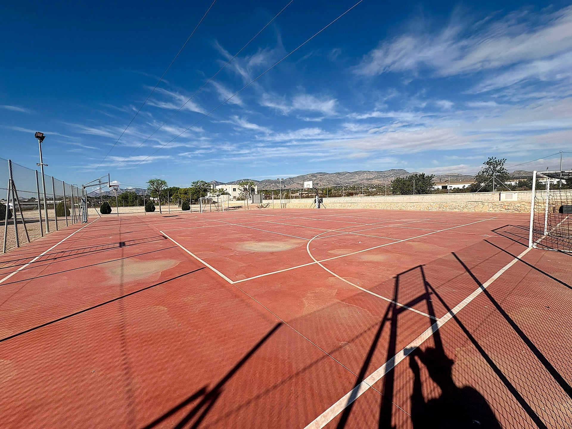 Resale - 8 Bedroom 7 Bathroom Villa in Crevillente - - Alicante Resale - 8 Bedroom 7 Bathroom Villa in Crevillente - - Alicante