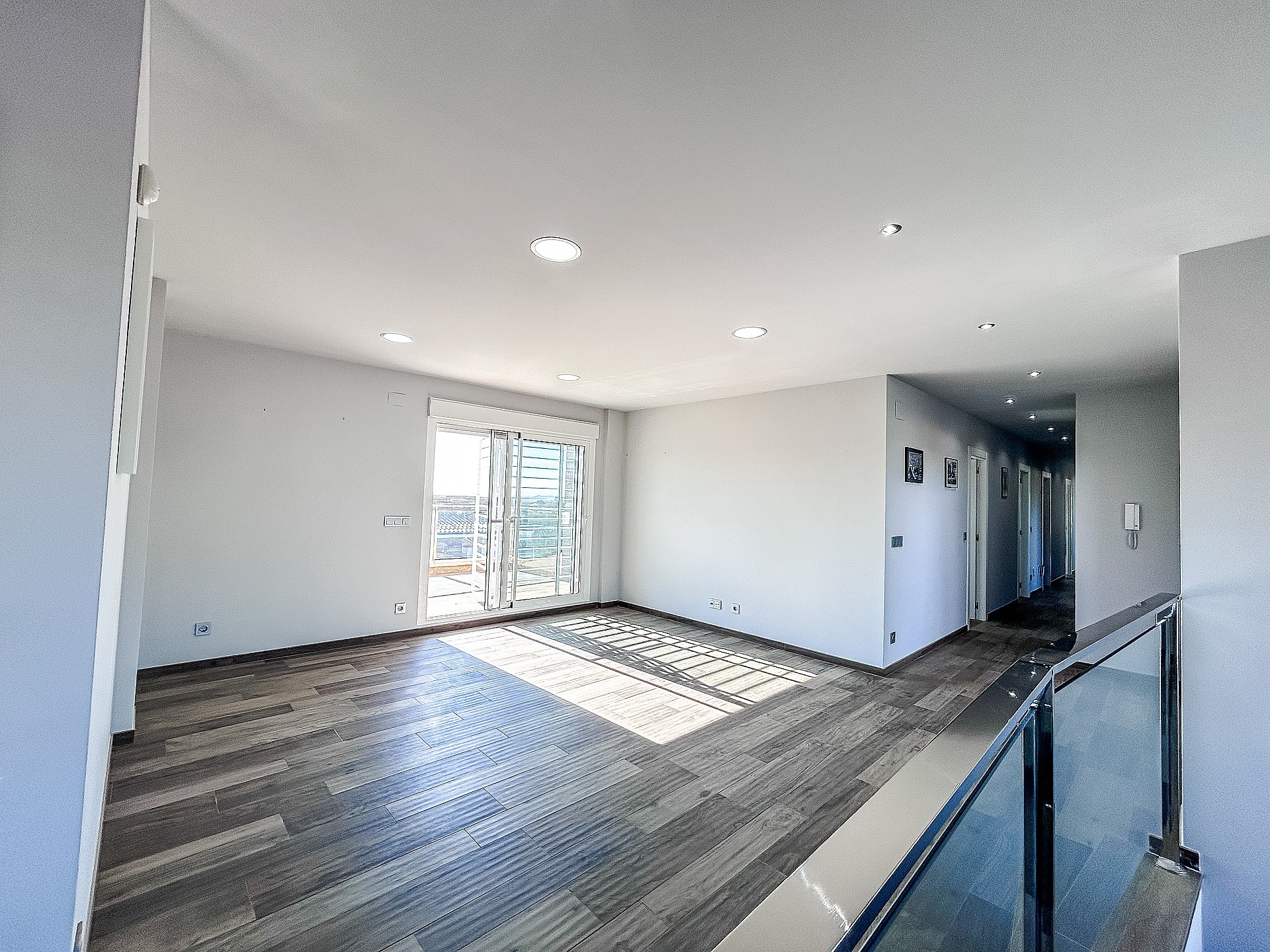 Resale - 8 Bedroom 7 Bathroom Villa in Crevillente - - Alicante Resale - 8 Bedroom 7 Bathroom Villa in Crevillente - - Alicante