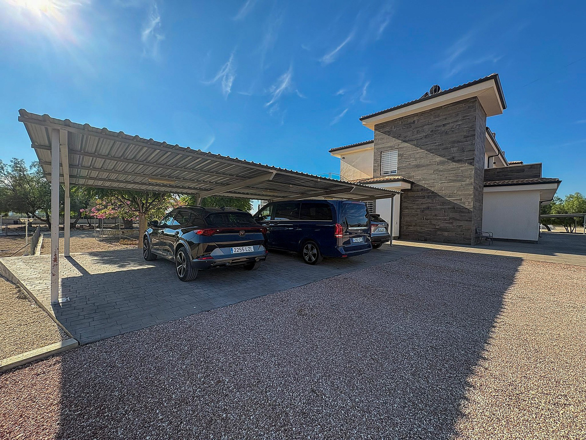 Resale - 8 Bedroom 7 Bathroom Villa in Crevillente - - Alicante Resale - 8 Bedroom 7 Bathroom Villa in Crevillente - - Alicante