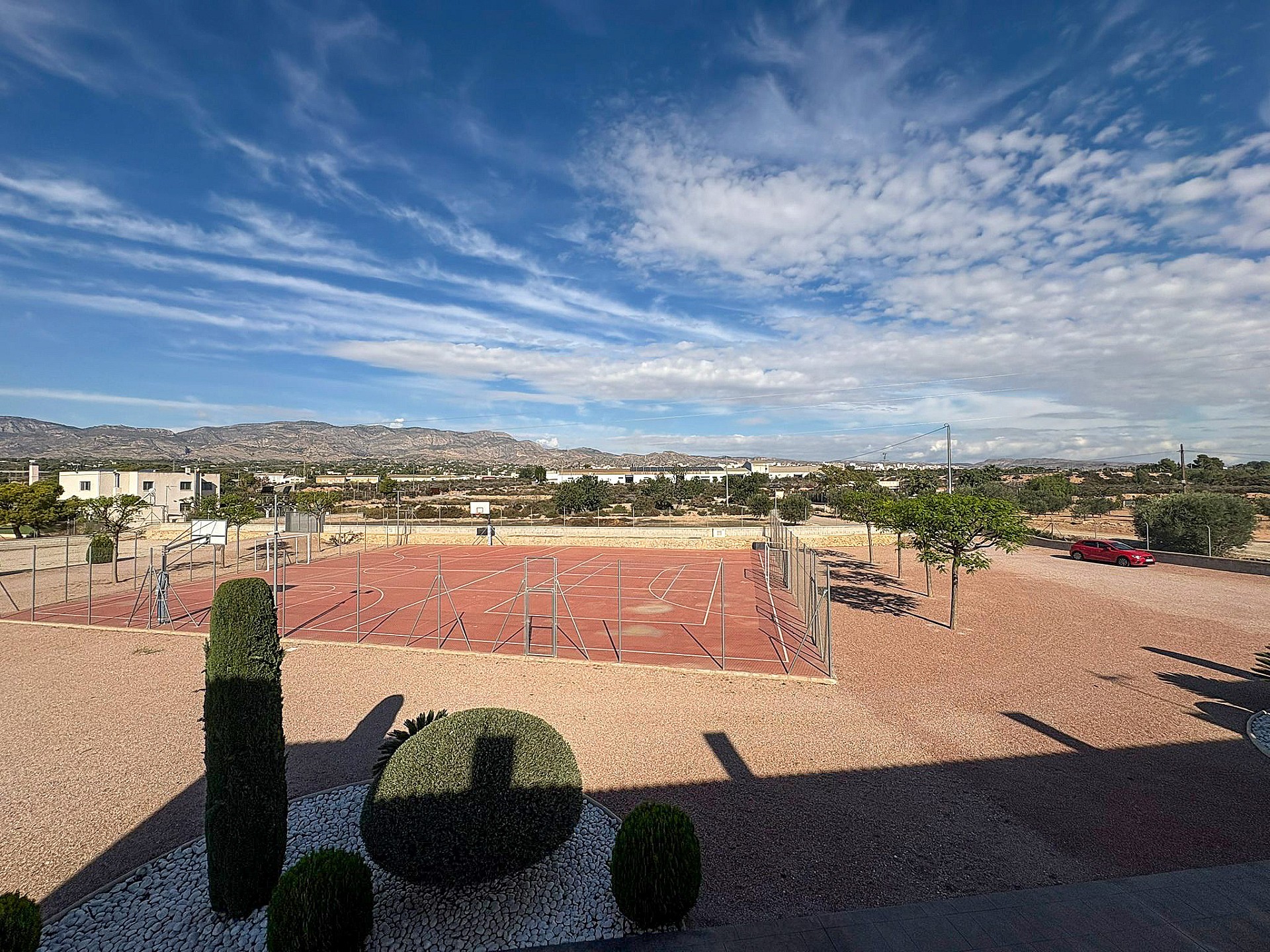 Resale - 8 Bedroom 7 Bathroom Villa in Crevillente - - Alicante Resale - 8 Bedroom 7 Bathroom Villa in Crevillente - - Alicante
