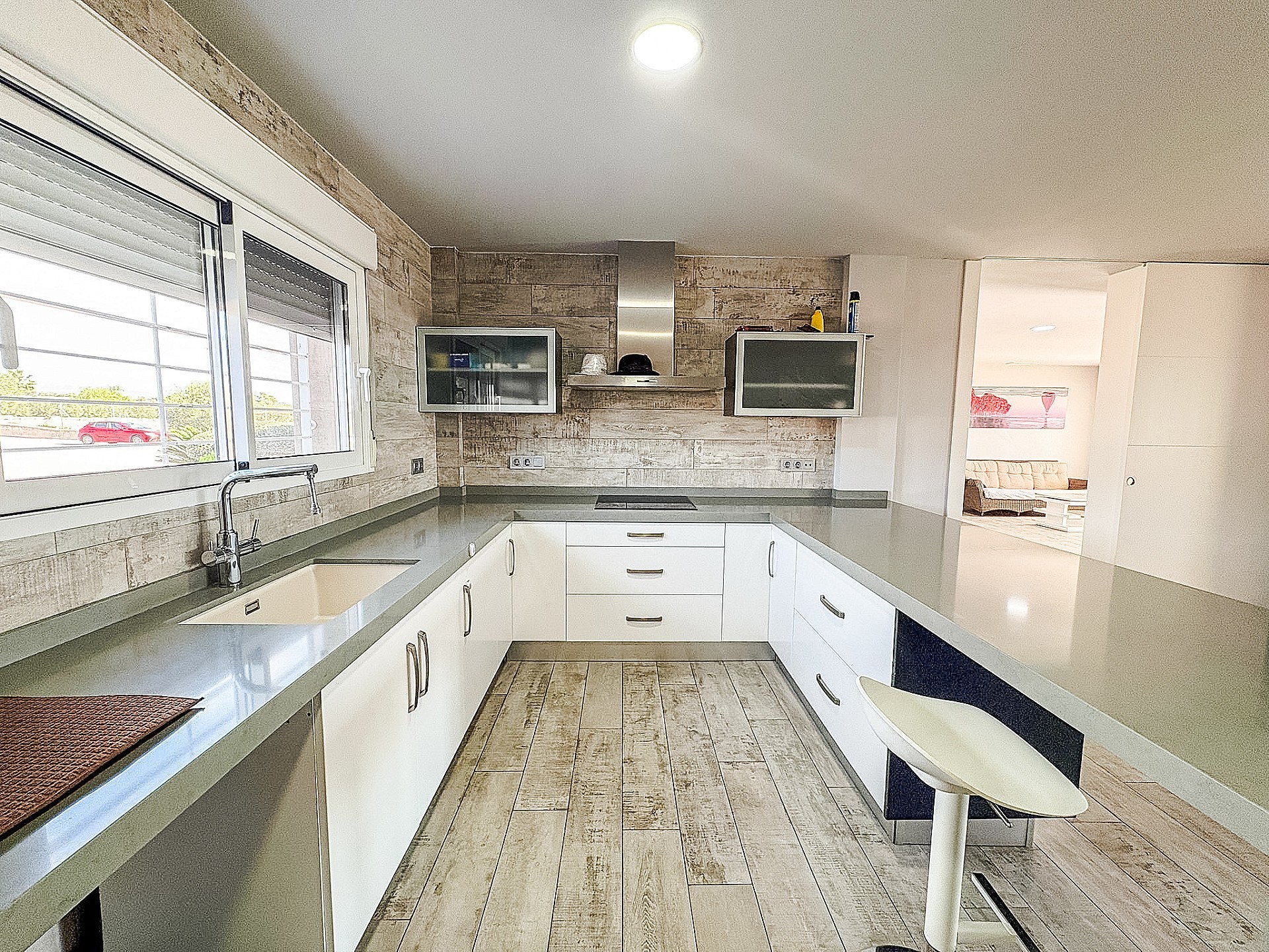 Resale - 8 Bedroom 7 Bathroom Villa in Crevillente - - Alicante Resale - 8 Bedroom 7 Bathroom Villa in Crevillente - - Alicante