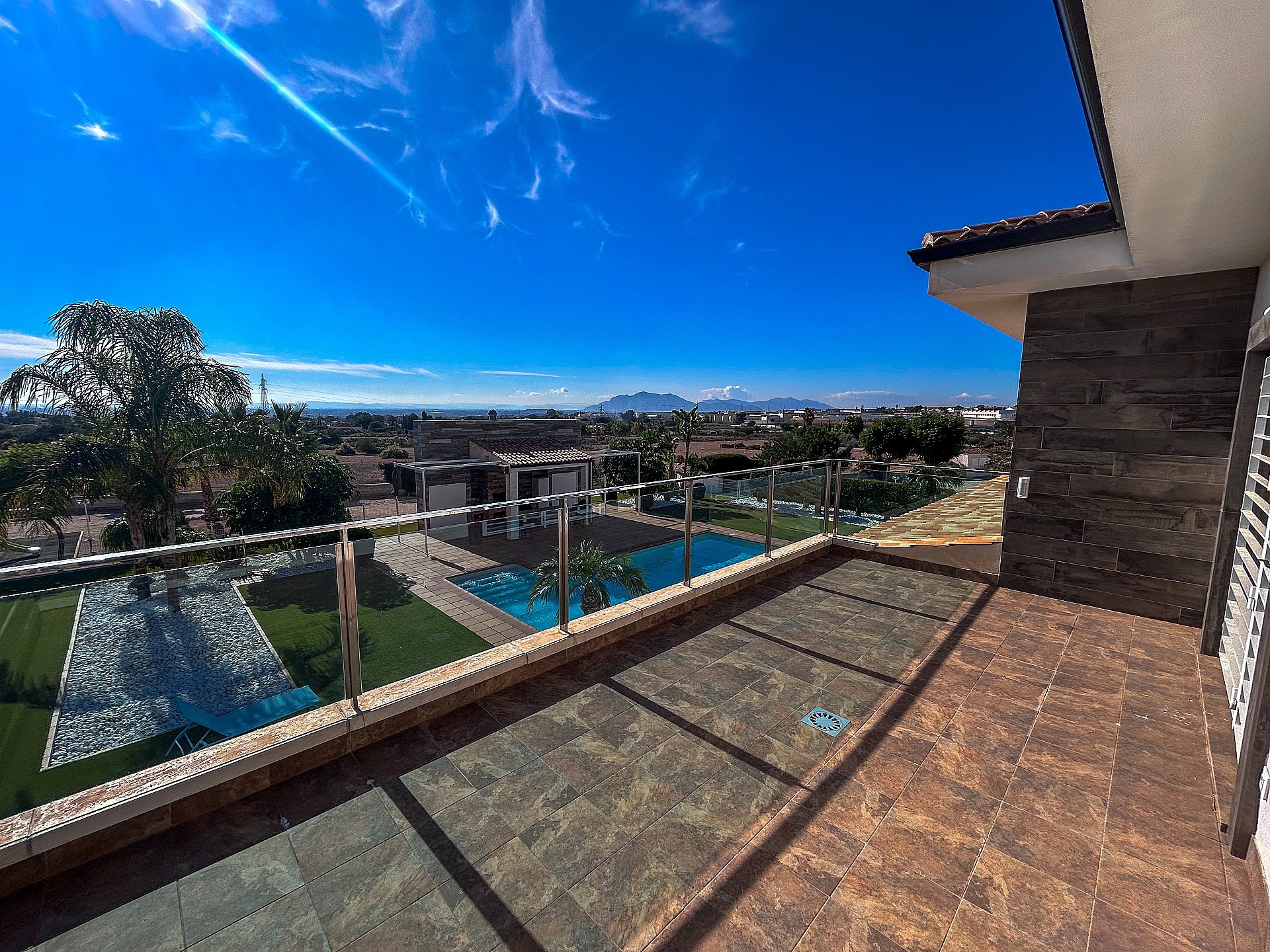 Resale - 8 Bedroom 7 Bathroom Villa in Crevillente - - Alicante Resale - 8 Bedroom 7 Bathroom Villa in Crevillente - - Alicante