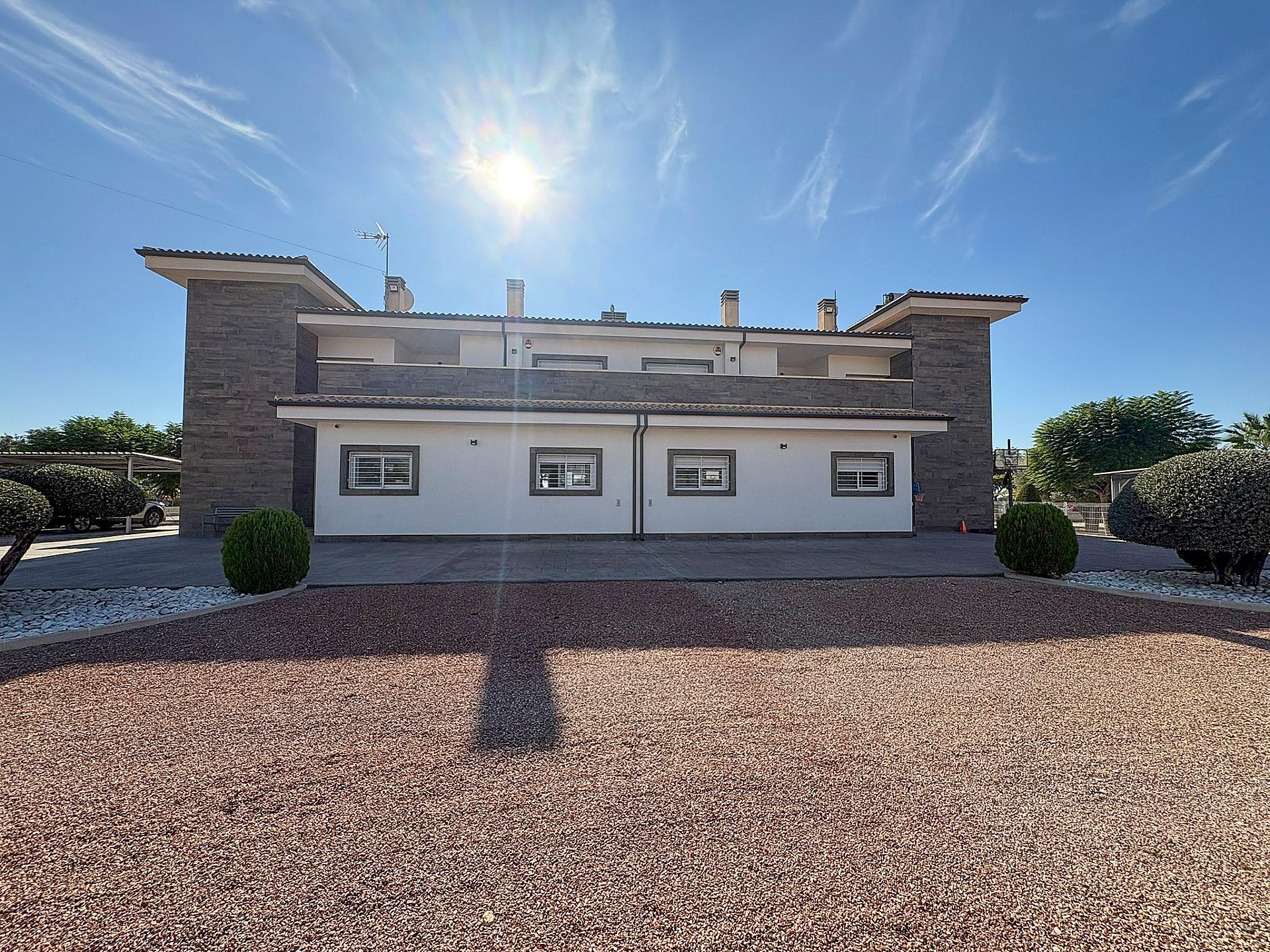 Resale - 8 Bedroom 7 Bathroom Villa in Crevillente - - Alicante Resale - 8 Bedroom 7 Bathroom Villa in Crevillente - - Alicante