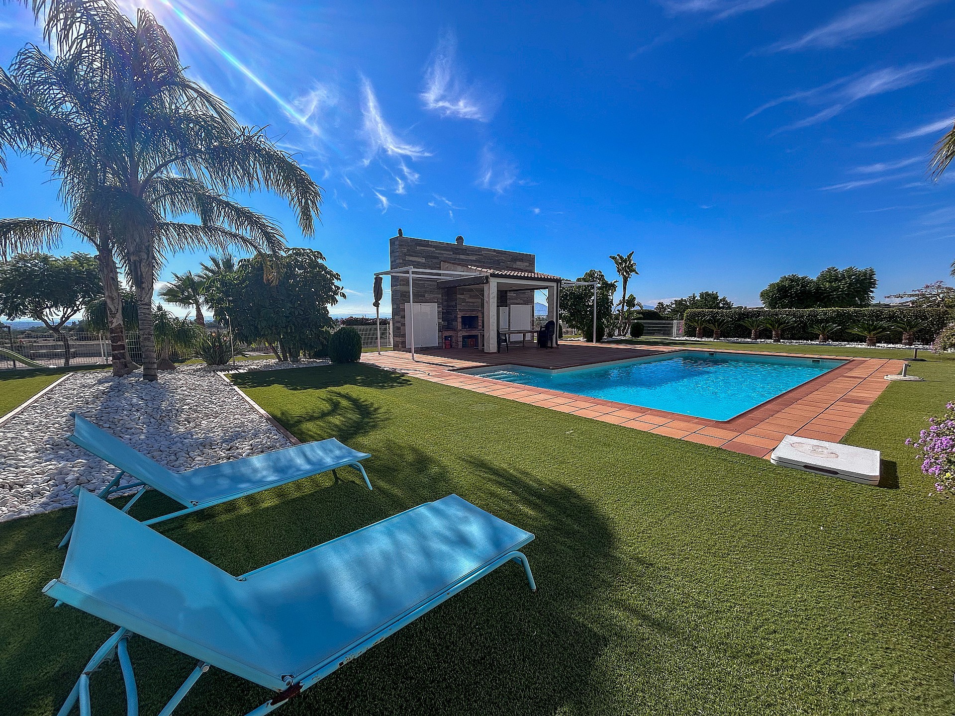 Resale - 8 Bedroom 7 Bathroom Villa in Crevillente - - Alicante Resale - 8 Bedroom 7 Bathroom Villa in Crevillente - - Alicante