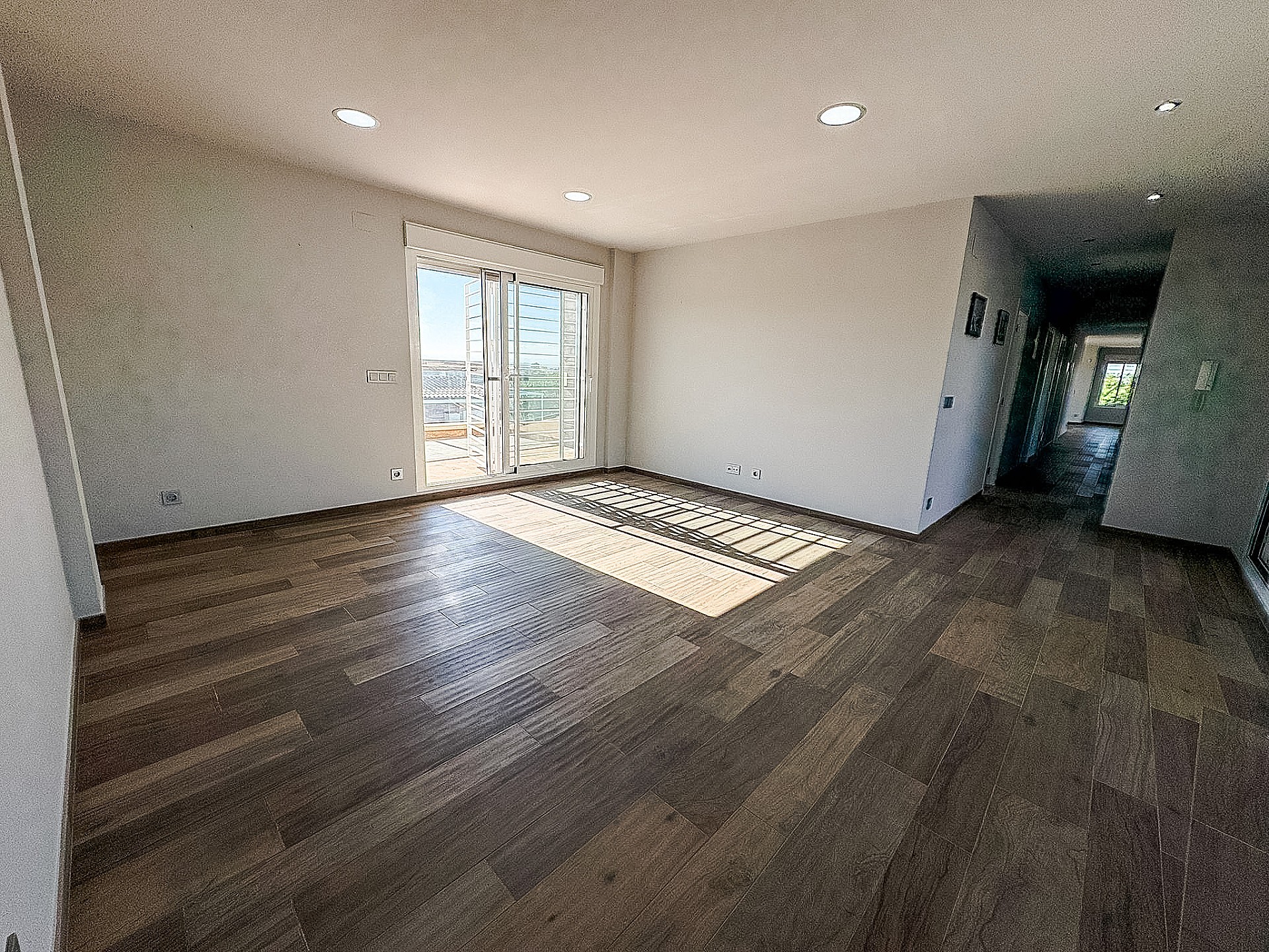 Resale - 8 Bedroom 7 Bathroom Villa in Crevillente - - Alicante Resale - 8 Bedroom 7 Bathroom Villa in Crevillente - - Alicante