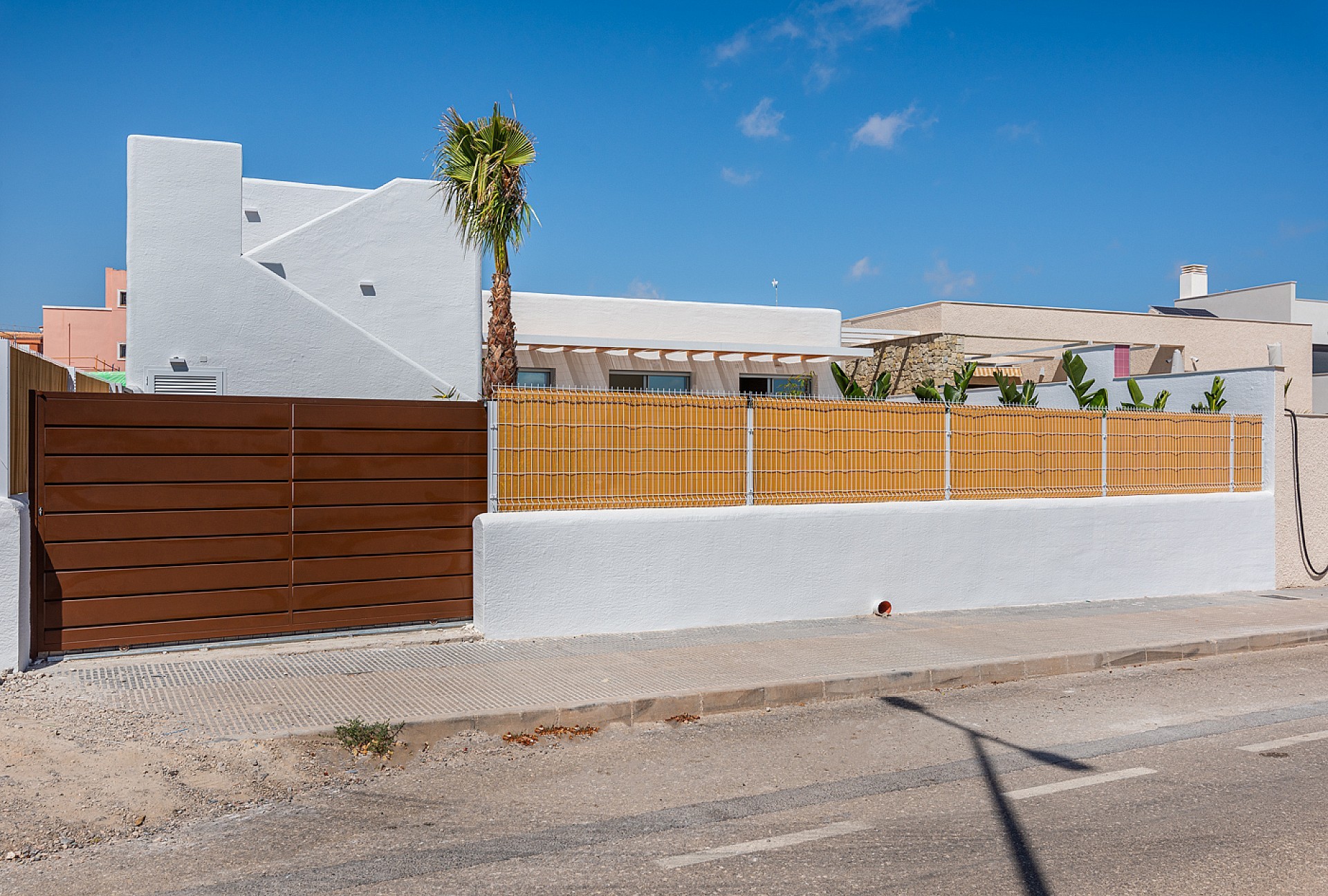 Resale - 3 Bedroom 2 Bathroom Villa in Benijófar - - Alicante Resale - 3 Bedroom 2 Bathroom Villa in Benijófar - - Alicante