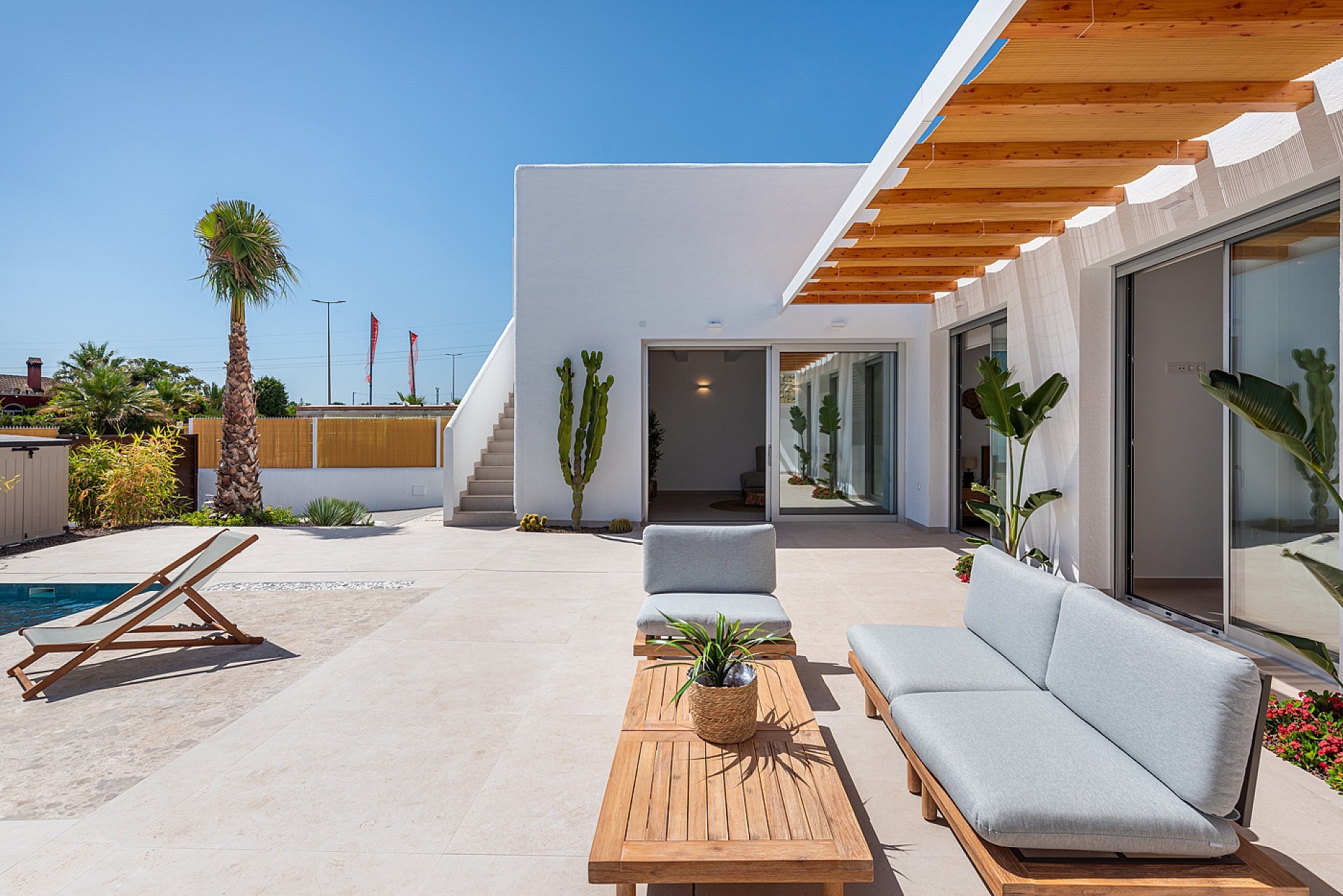 Resale - 3 Bedroom 2 Bathroom Villa in Benijófar - - Alicante Resale - 3 Bedroom 2 Bathroom Villa in Benijófar - - Alicante