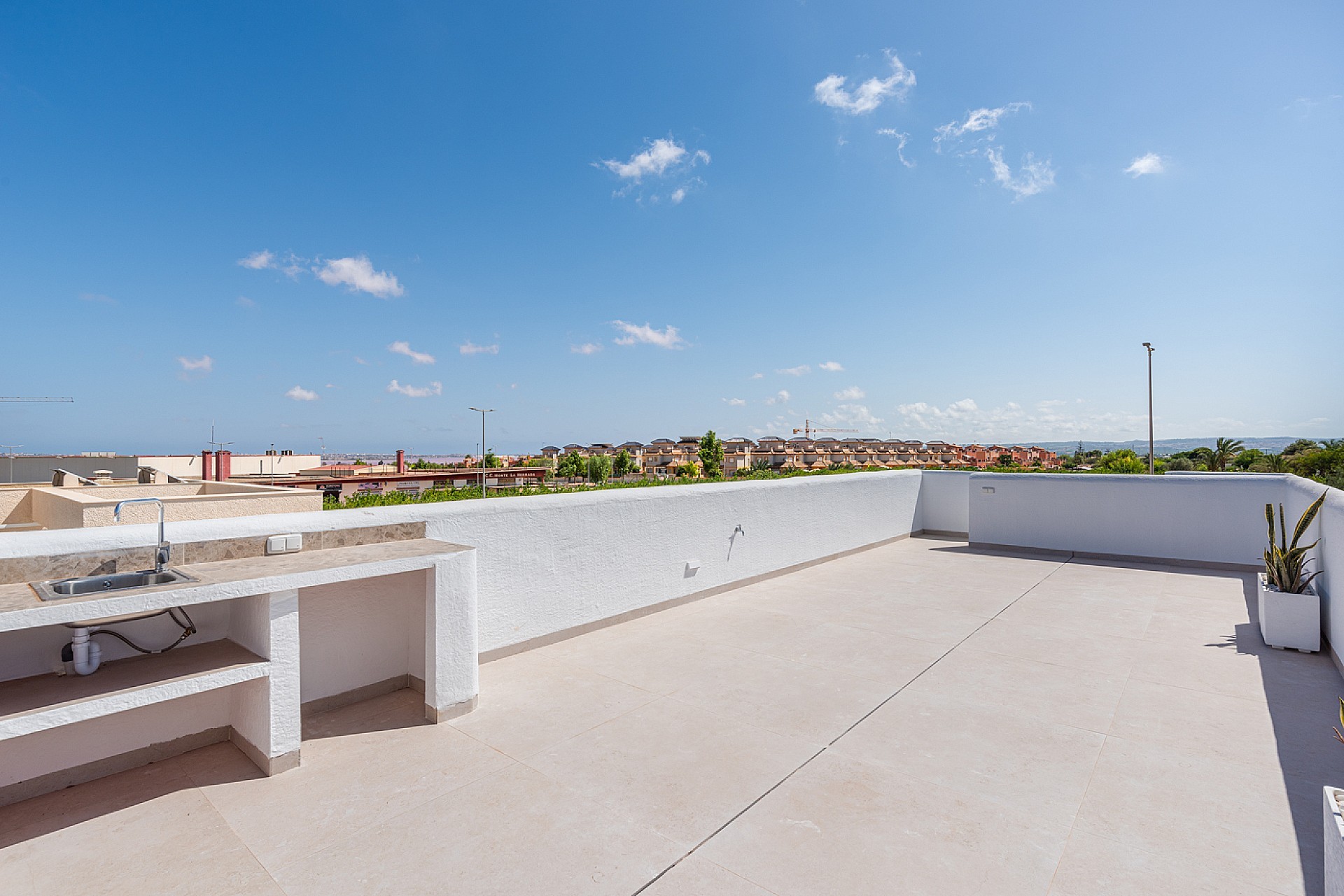 Resale - 3 Bedroom 2 Bathroom Villa in Benijófar - - Alicante Resale - 3 Bedroom 2 Bathroom Villa in Benijófar - - Alicante