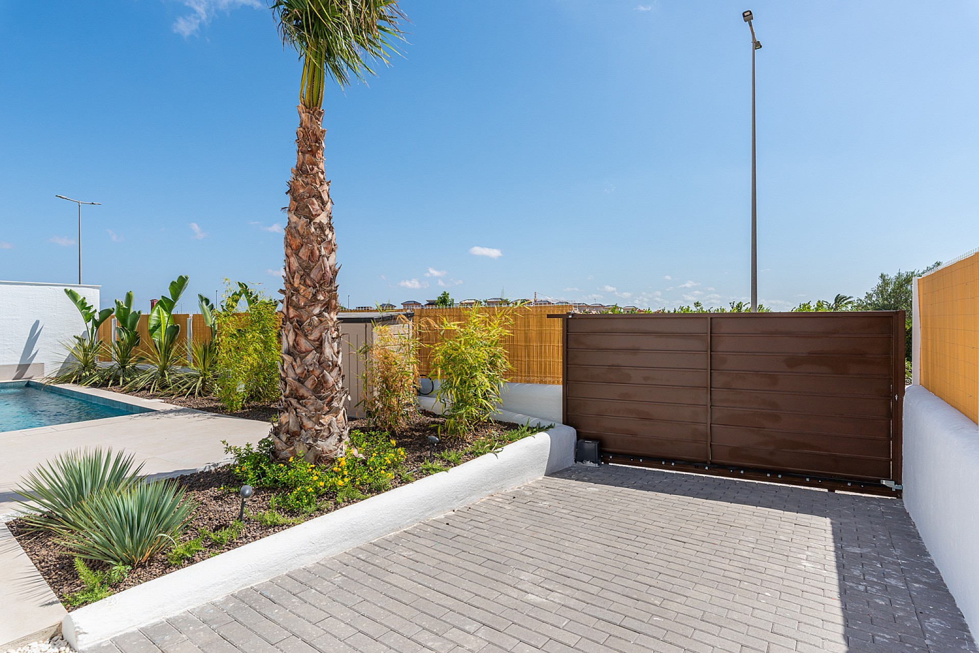 Resale - 3 Bedroom 2 Bathroom Villa in Benijófar - - Alicante Resale - 3 Bedroom 2 Bathroom Villa in Benijófar - - Alicante