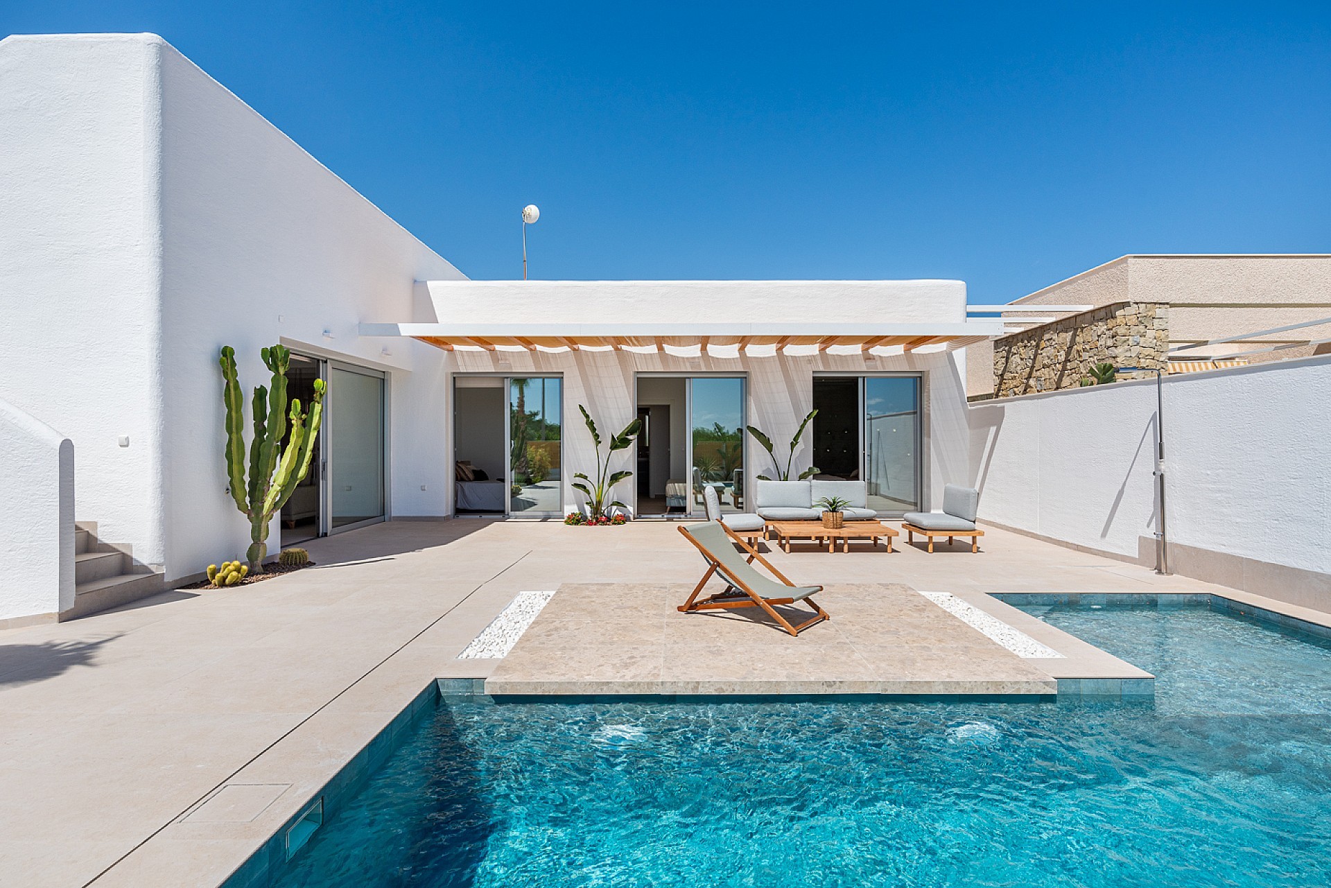 Resale - 3 Bedroom 2 Bathroom Villa in Benijófar - - Alicante Resale - 3 Bedroom 2 Bathroom Villa in Benijófar - - Alicante
