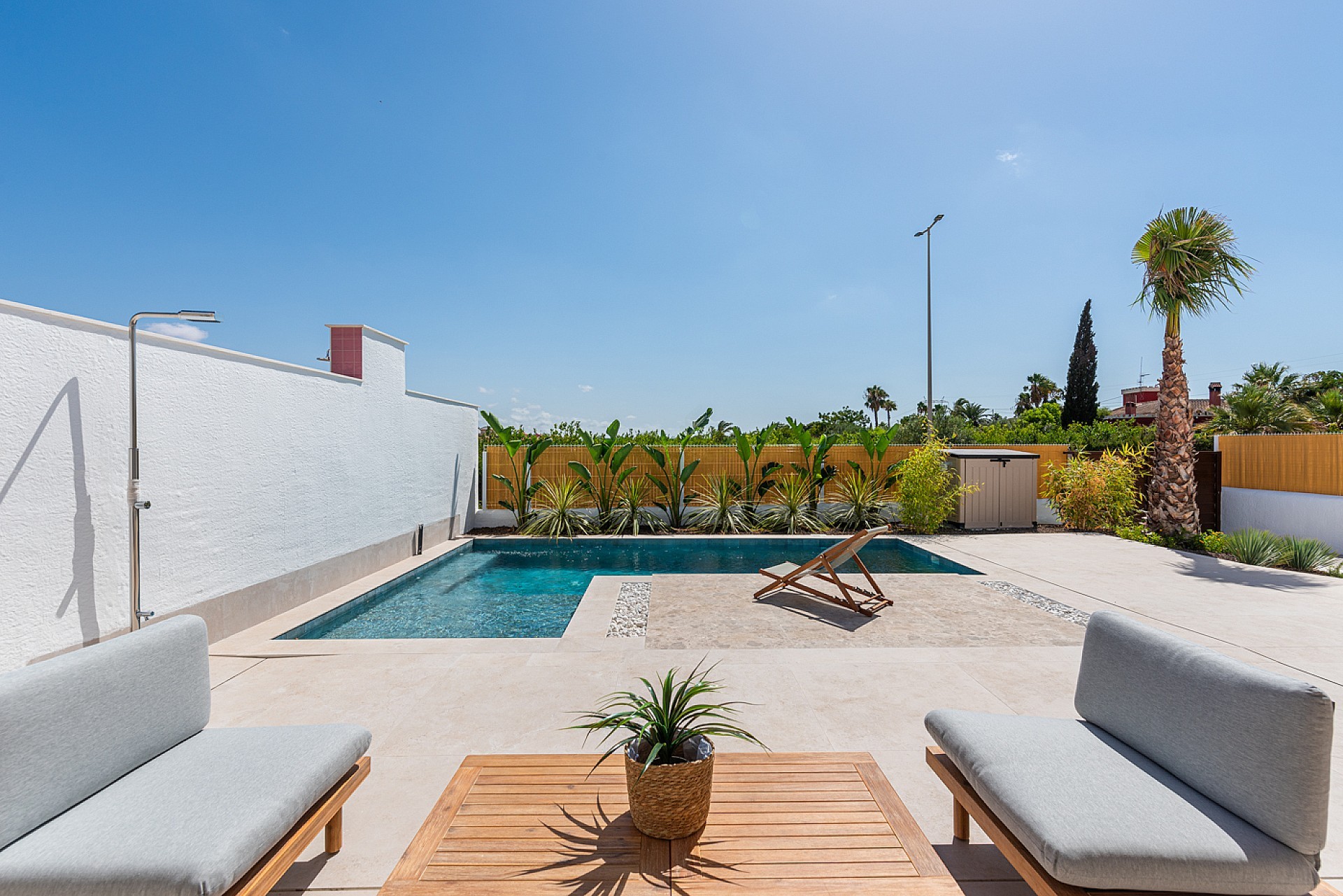Resale - 3 Bedroom 2 Bathroom Villa in Benijófar - - Alicante Resale - 3 Bedroom 2 Bathroom Villa in Benijófar - - Alicante