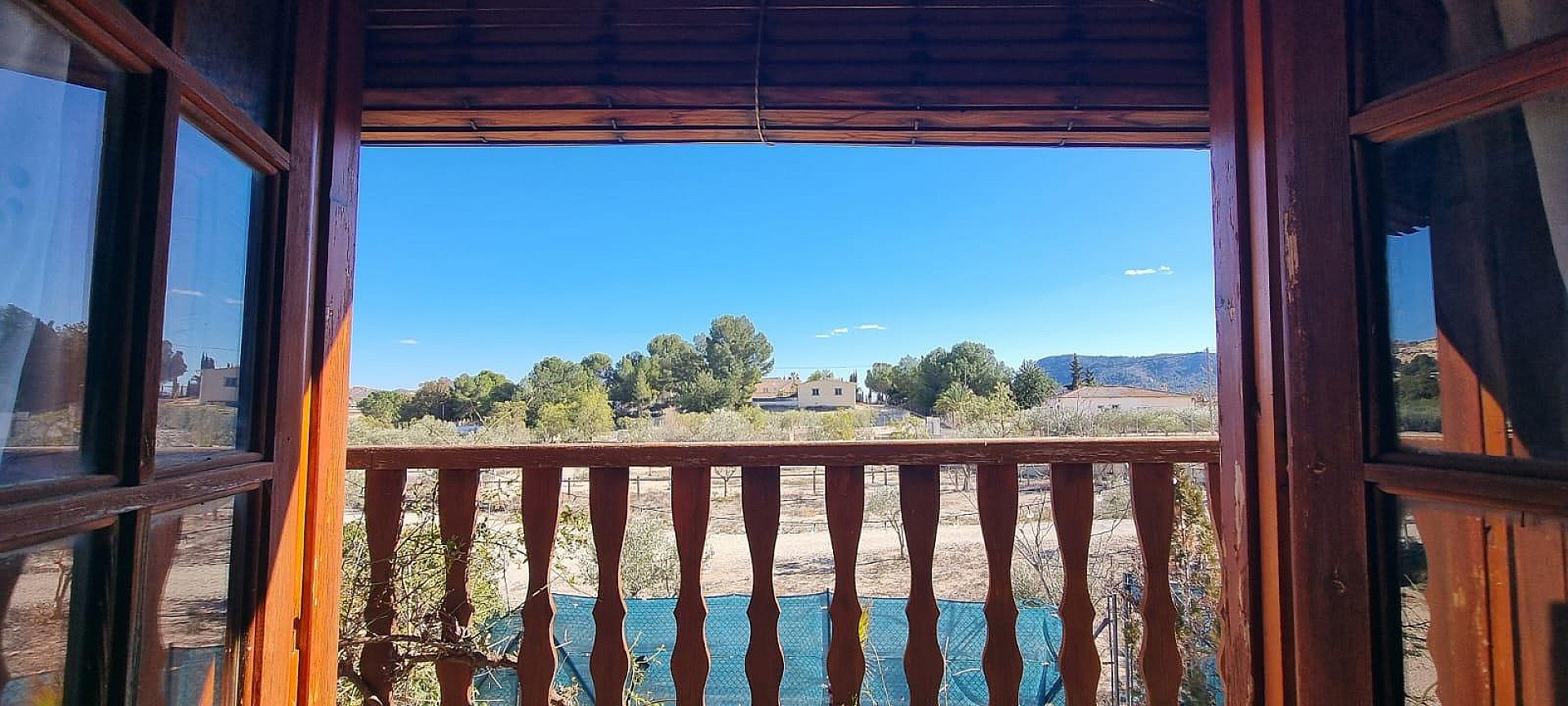 Sold - 8 Bedroom 4 Bathroom Villa in La Romana - - Alicante Sold - 8 Bedroom 4 Bathroom Villa in La Romana - - Alicante