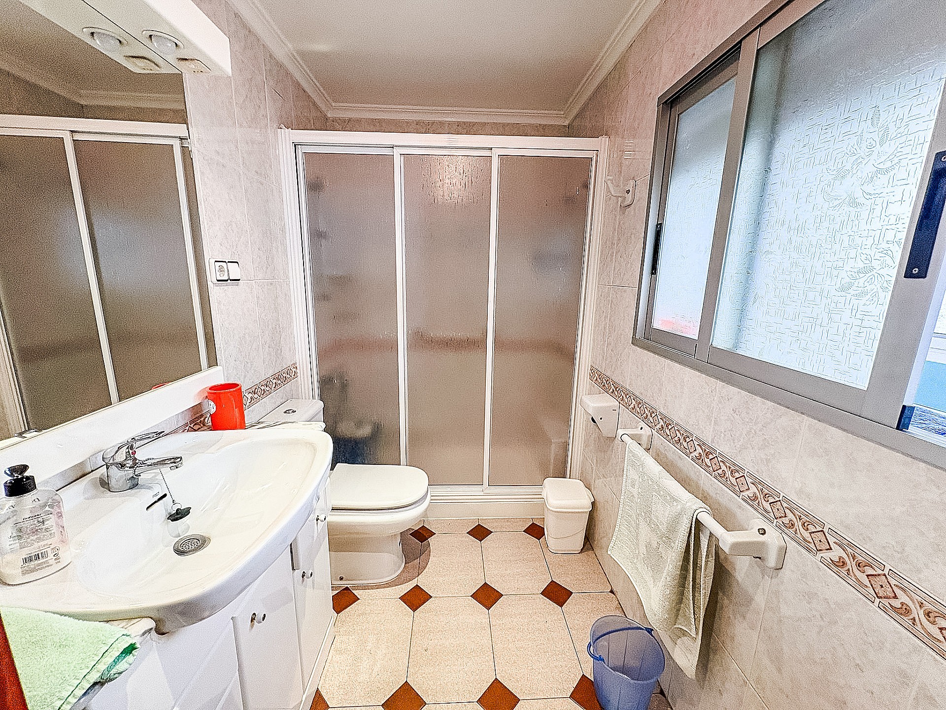 Sold - 4 Bedroom 2 Bathroom Townhouse in Elda - - Alicante Sold - 4 Bedroom 2 Bathroom Townhouse in Elda - - Alicante