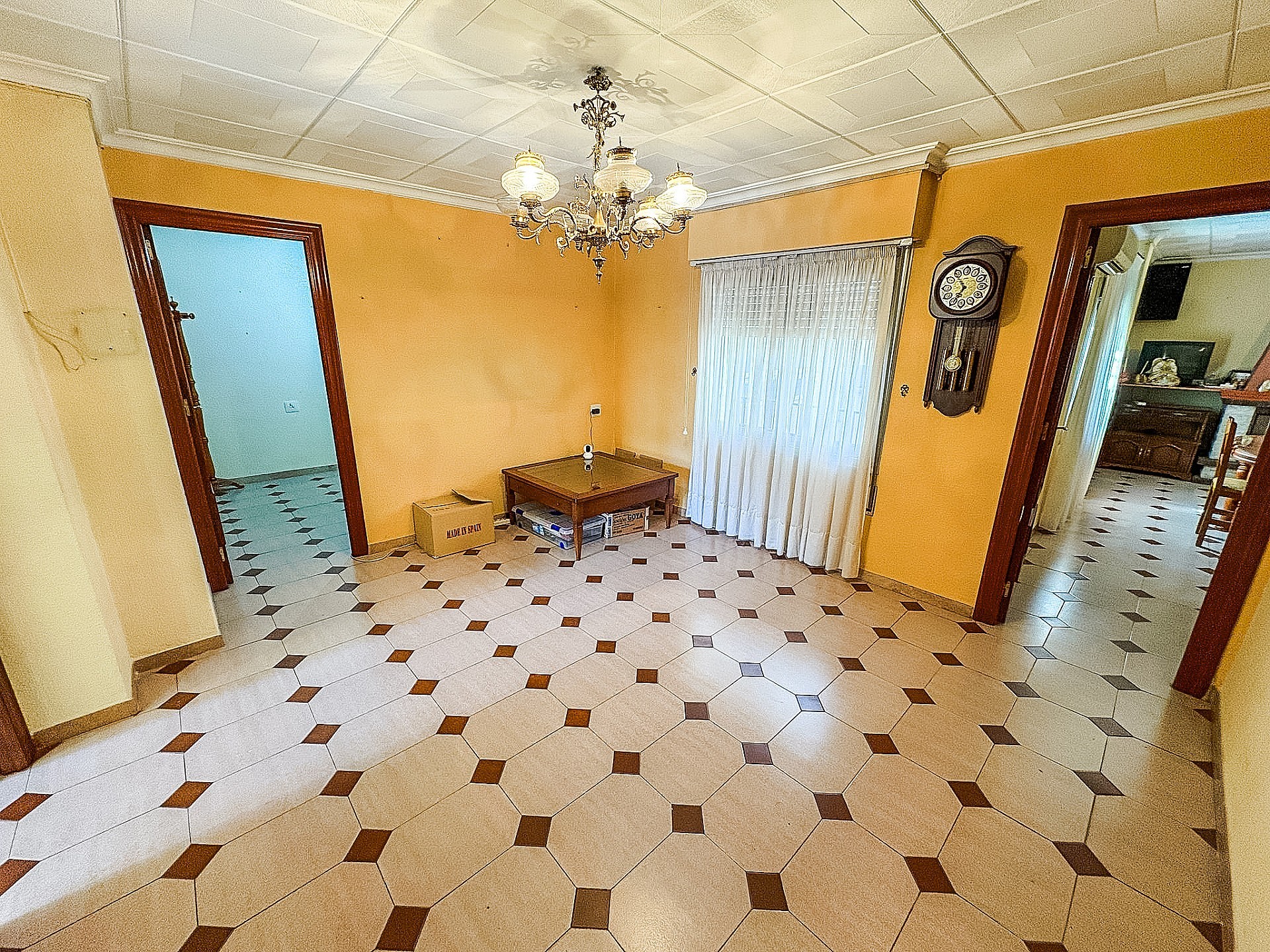 Sold - 4 Bedroom 2 Bathroom Townhouse in Elda - - Alicante Sold - 4 Bedroom 2 Bathroom Townhouse in Elda - - Alicante