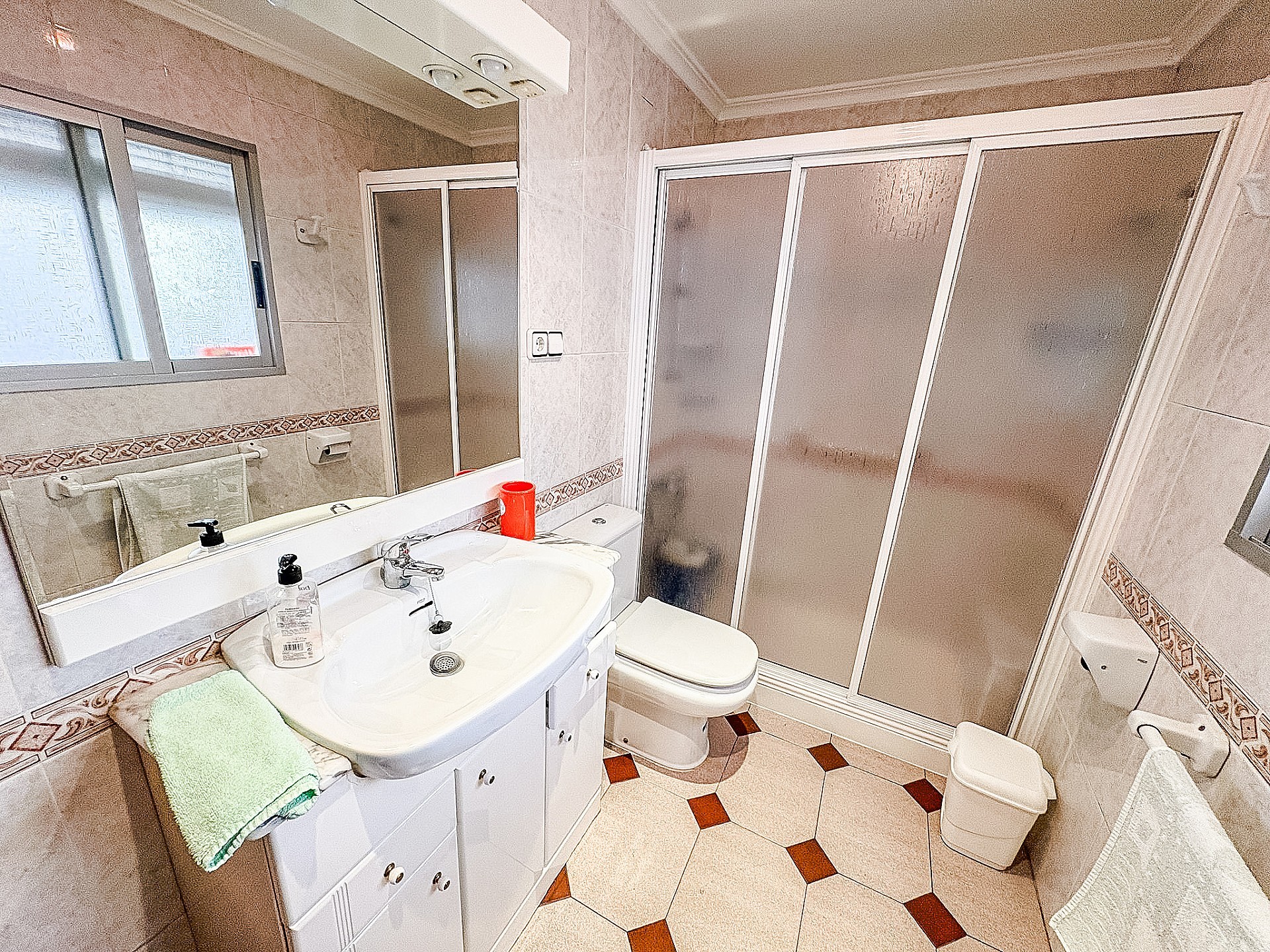 Sold - 4 Bedroom 2 Bathroom Townhouse in Elda - - Alicante Sold - 4 Bedroom 2 Bathroom Townhouse in Elda - - Alicante