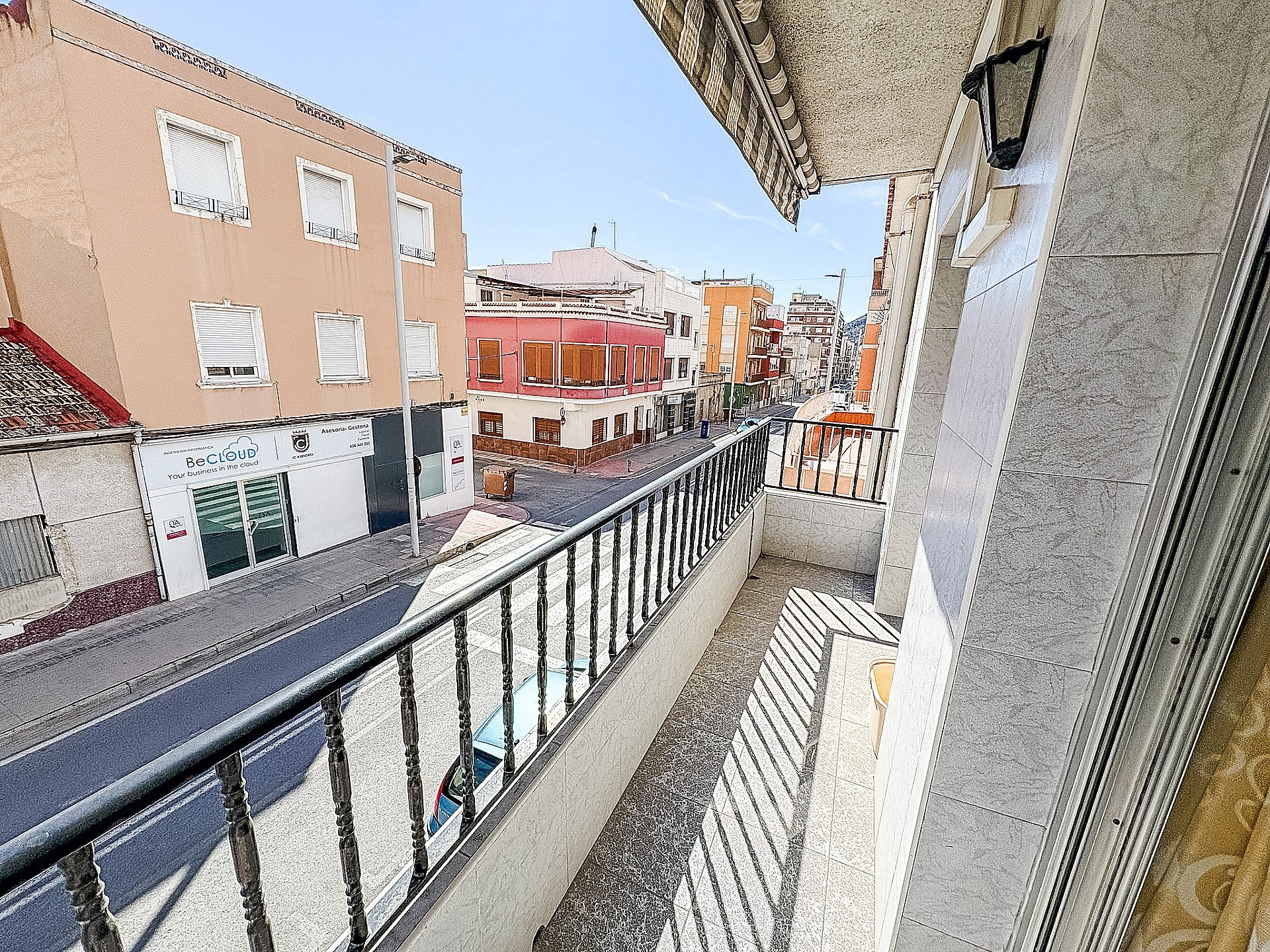 Sold - 4 Bedroom 2 Bathroom Townhouse in Elda - - Alicante Sold - 4 Bedroom 2 Bathroom Townhouse in Elda - - Alicante