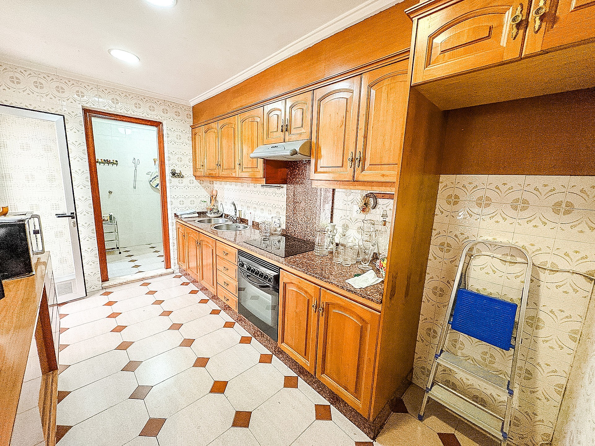 Sold - 4 Bedroom 2 Bathroom Townhouse in Elda - - Alicante Sold - 4 Bedroom 2 Bathroom Townhouse in Elda - - Alicante