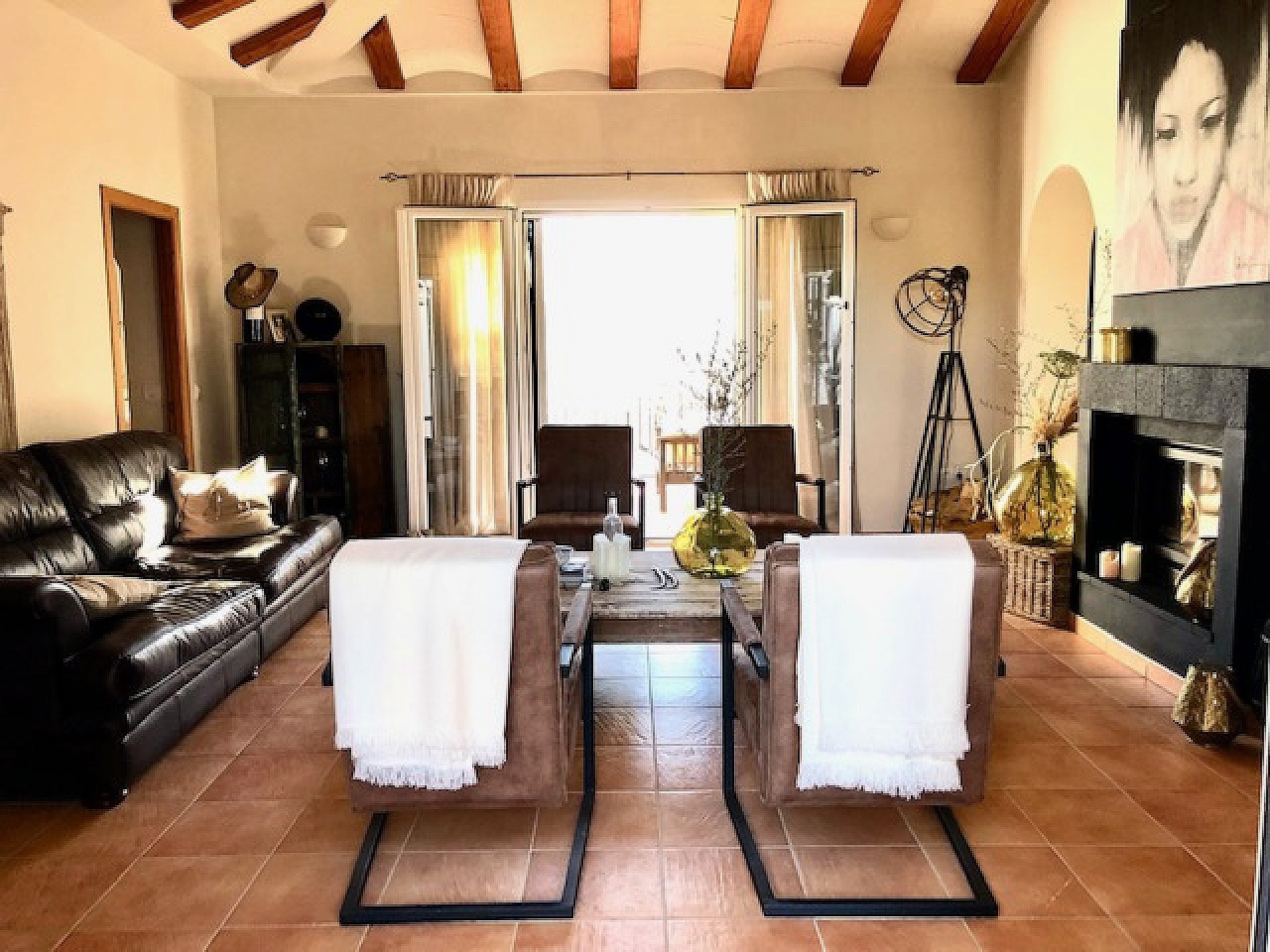 Resale - 4 Bedroom 4 Bathroom Villa in Villena - - Alicante Resale - 4 Bedroom 4 Bathroom Villa in Villena - - Alicante