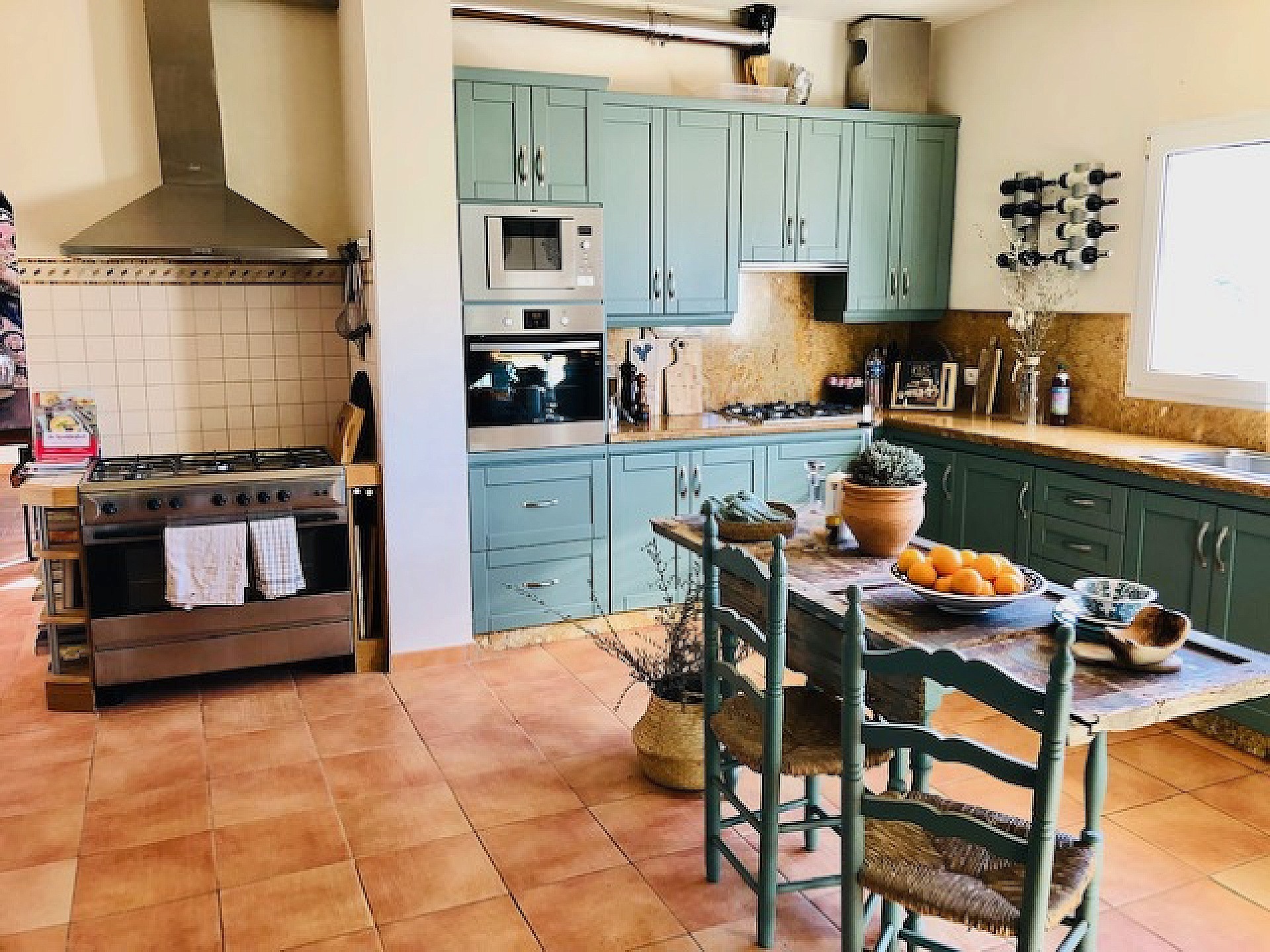 Resale - 4 Bedroom 4 Bathroom Villa in Villena - - Alicante Resale - 4 Bedroom 4 Bathroom Villa in Villena - - Alicante