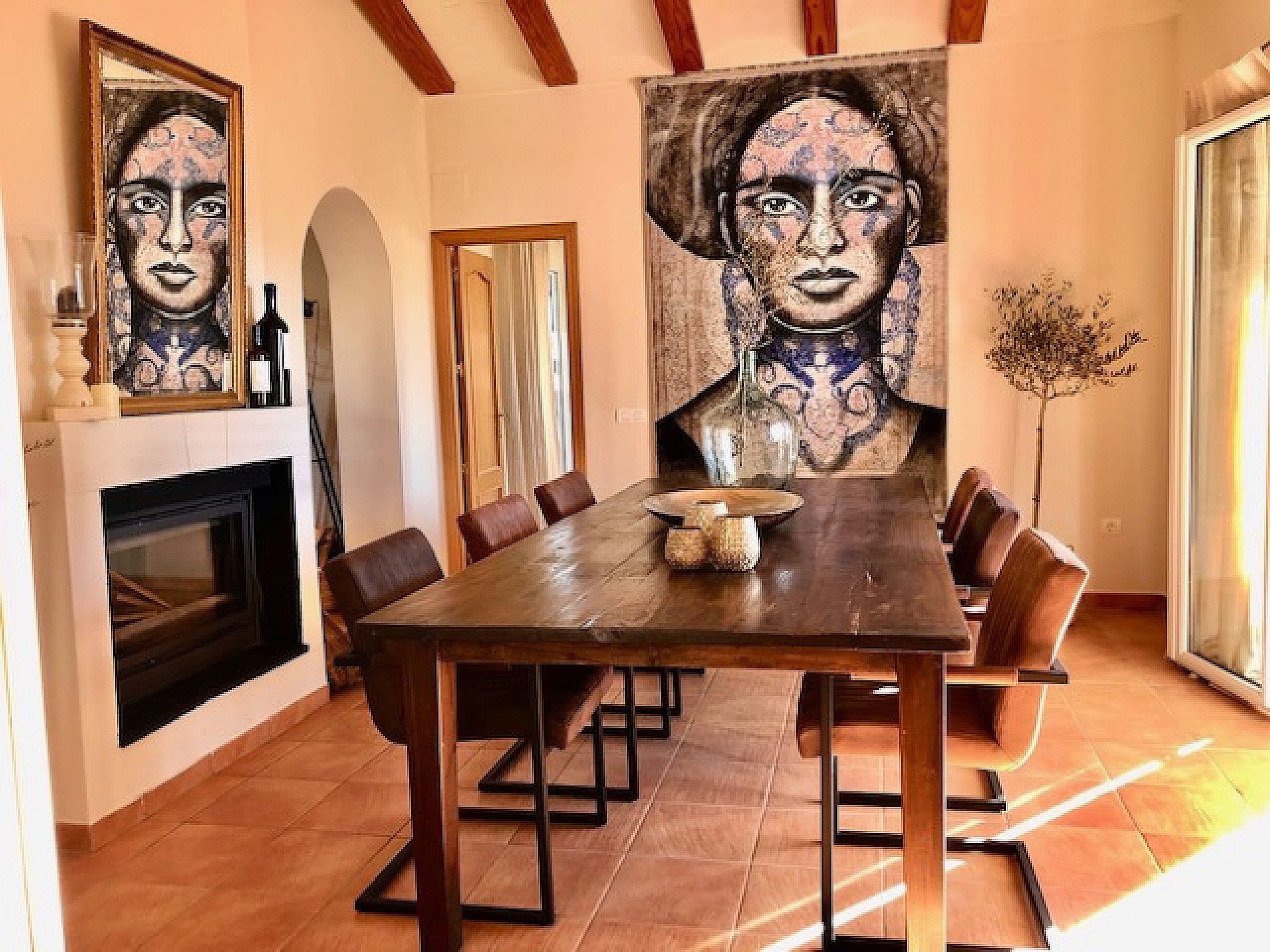 Resale - 4 Bedroom 4 Bathroom Villa in Villena - - Alicante Resale - 4 Bedroom 4 Bathroom Villa in Villena - - Alicante