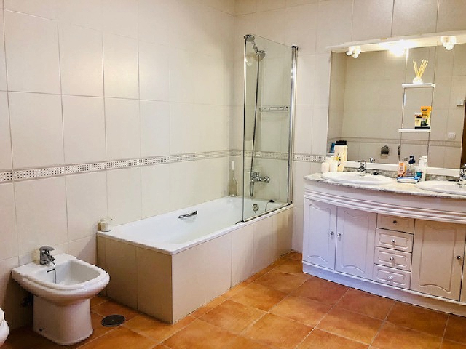 Resale - 4 Bedroom 4 Bathroom Villa in Villena - - Alicante Resale - 4 Bedroom 4 Bathroom Villa in Villena - - Alicante