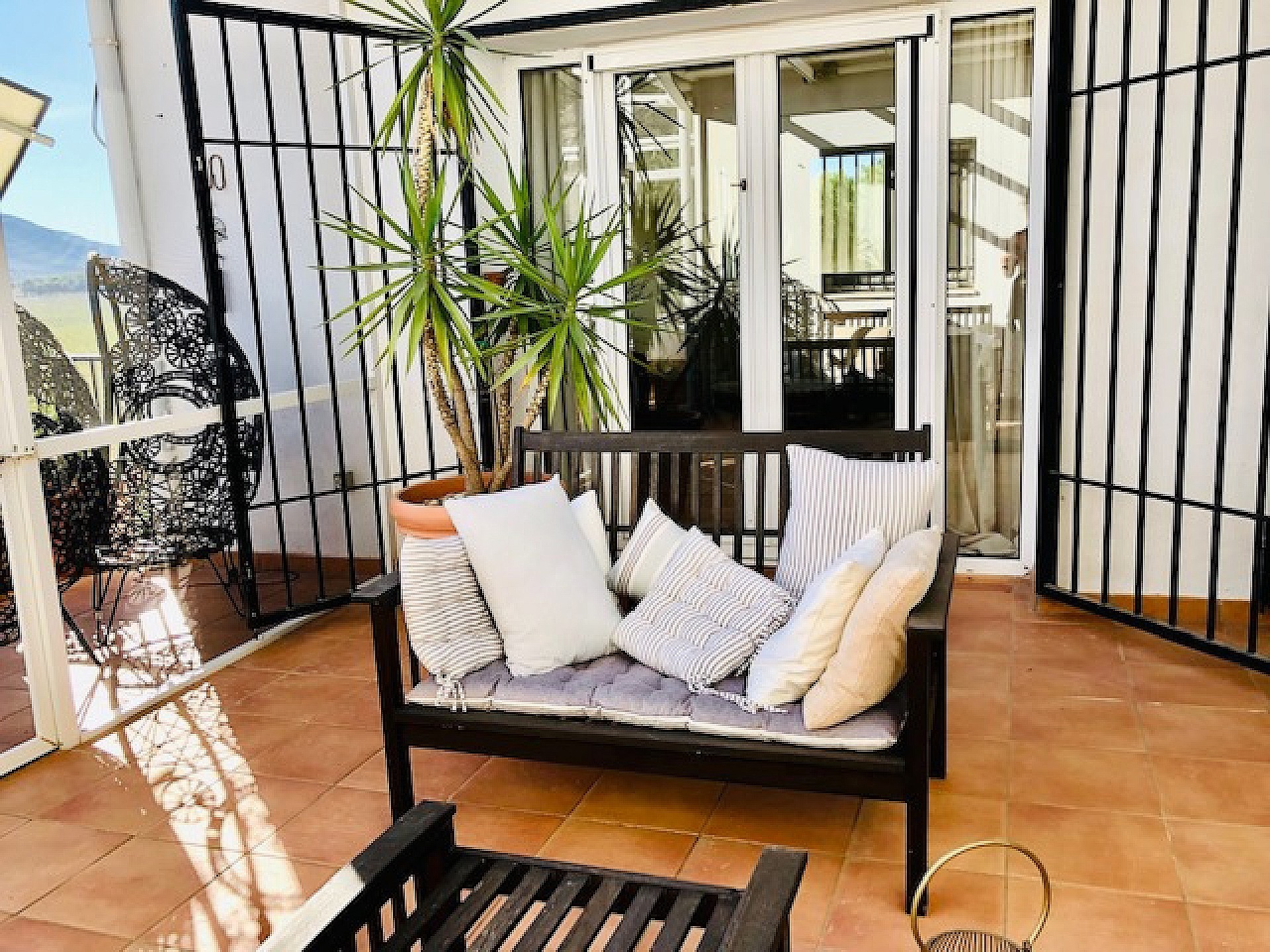 Resale - 4 Bedroom 4 Bathroom Villa in Villena - - Alicante Resale - 4 Bedroom 4 Bathroom Villa in Villena - - Alicante
