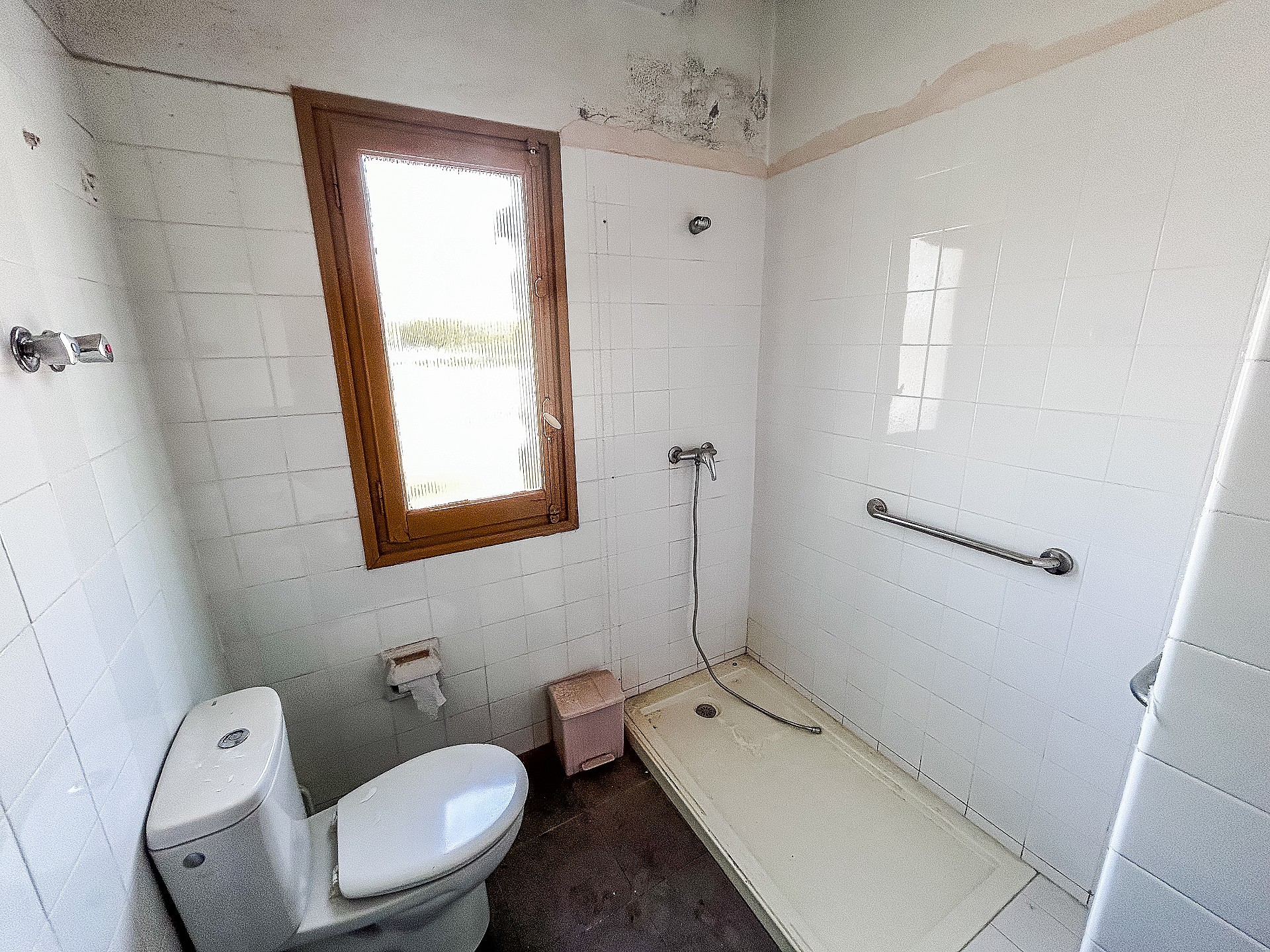 Resale - 6 Bedroom 2 Bathroom Restoration Project in Petrer - - Alicante Resale - 6 Bedroom 2 Bathroom Restoration Project in Petrer - - Alicante