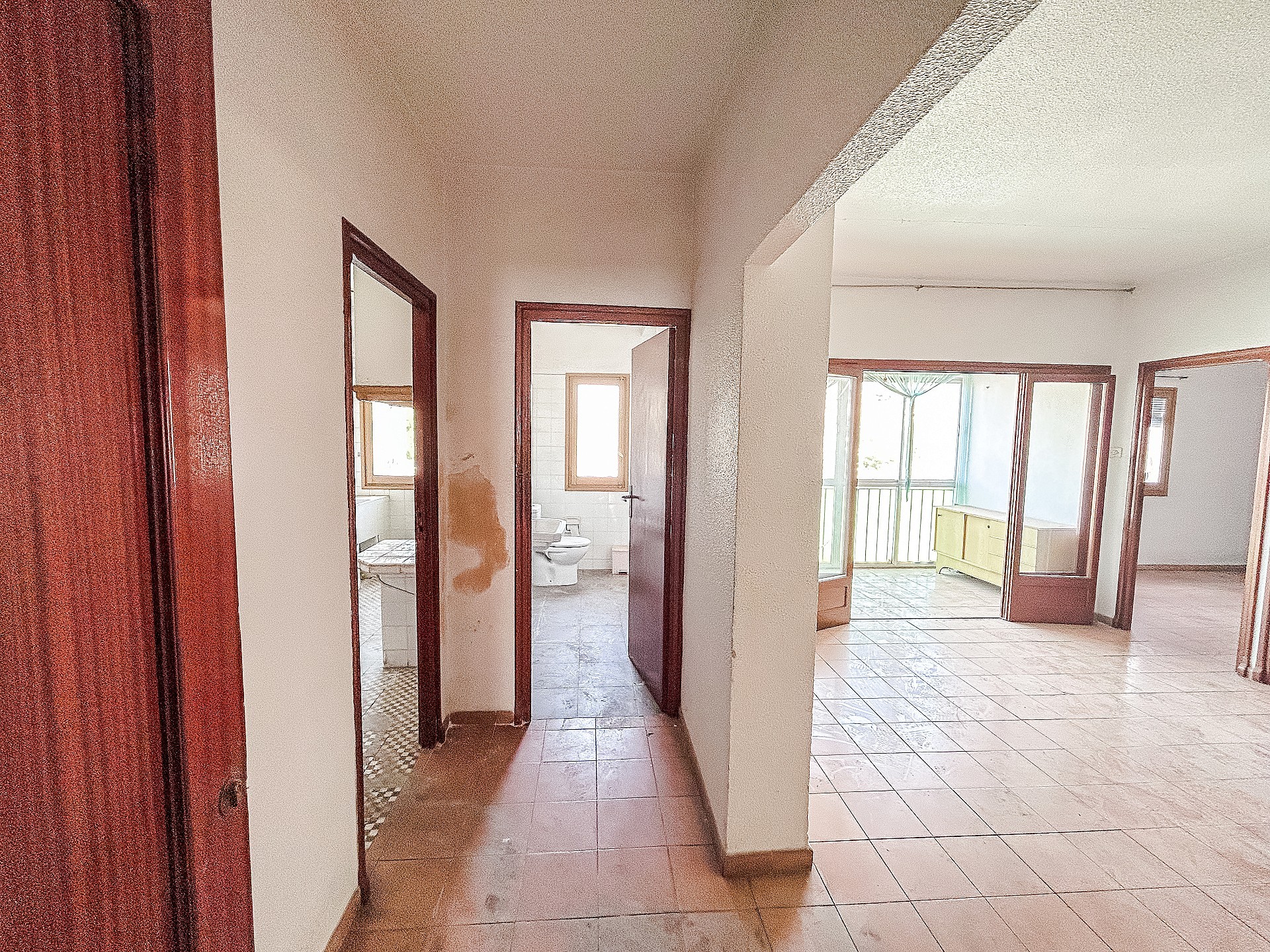 Resale - 6 Bedroom 2 Bathroom Restoration Project in Petrer - - Alicante Resale - 6 Bedroom 2 Bathroom Restoration Project in Petrer - - Alicante