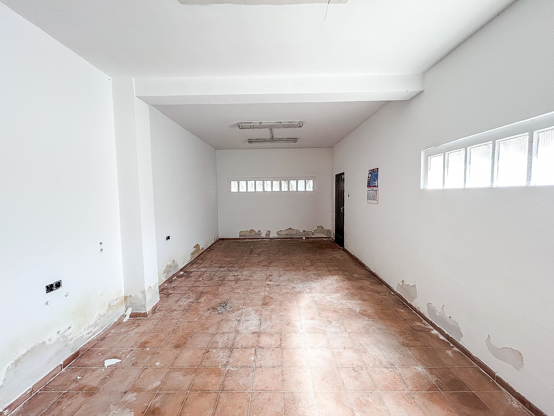 Resale - 6 Bedroom 2 Bathroom Restoration Project in Petrer - - Alicante Resale - 6 Bedroom 2 Bathroom Restoration Project in Petrer - - Alicante