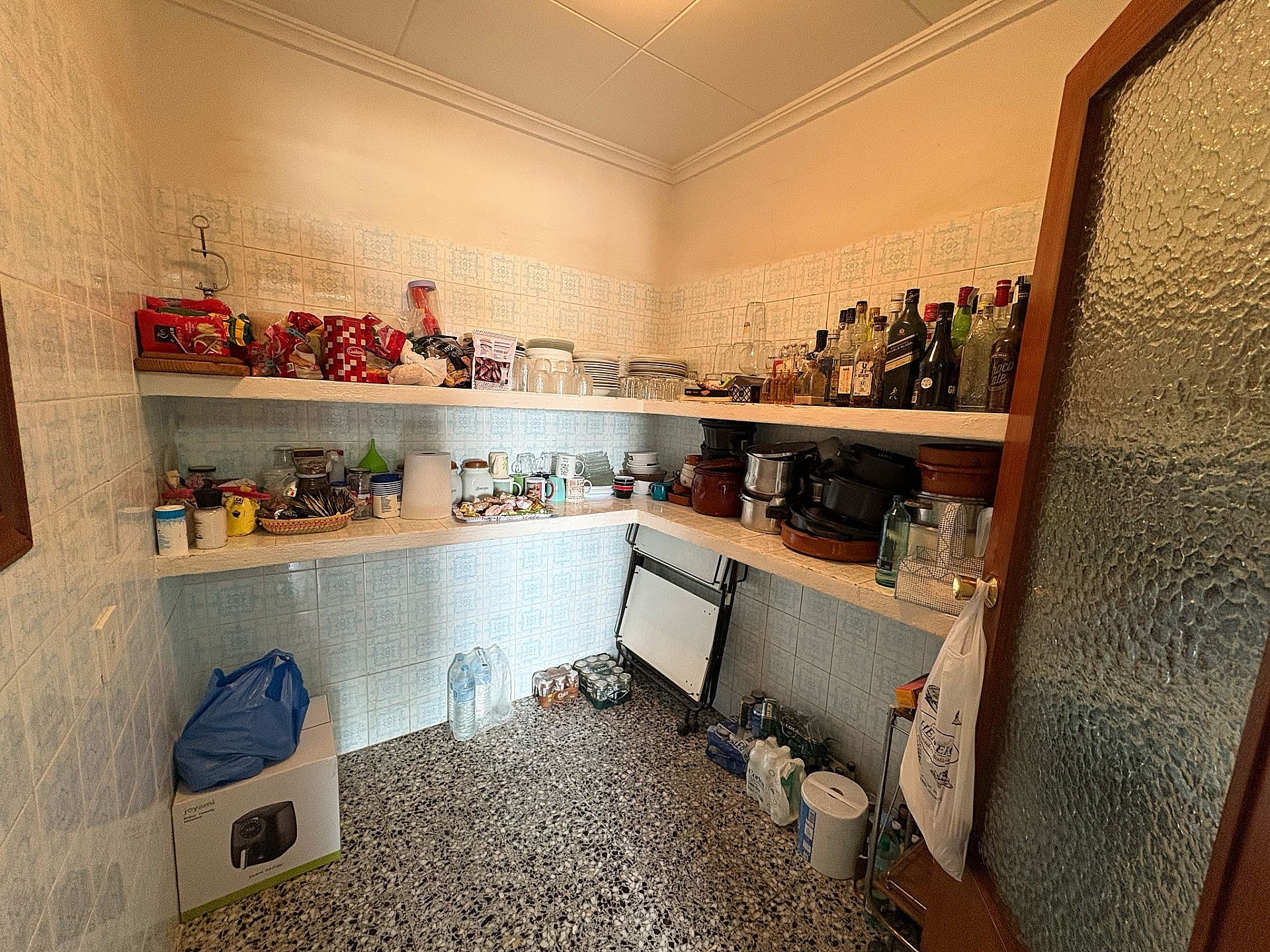Resale - 4 Bedroom 1 Bathroom Country house in Petrer - - Alicante Resale - 4 Bedroom 1 Bathroom Country house in Petrer - - Alicante