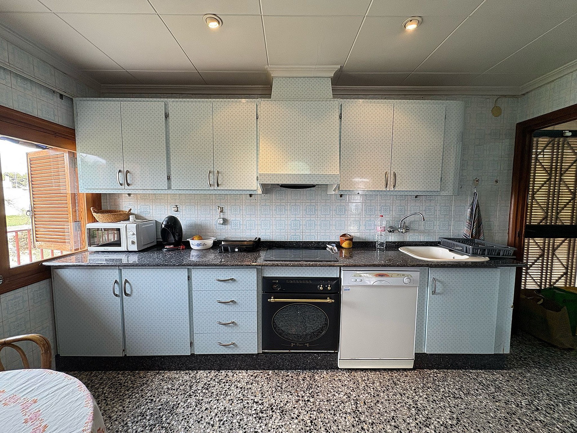 Resale - 4 Bedroom 1 Bathroom Country house in Petrer - - Alicante Resale - 4 Bedroom 1 Bathroom Country house in Petrer - - Alicante