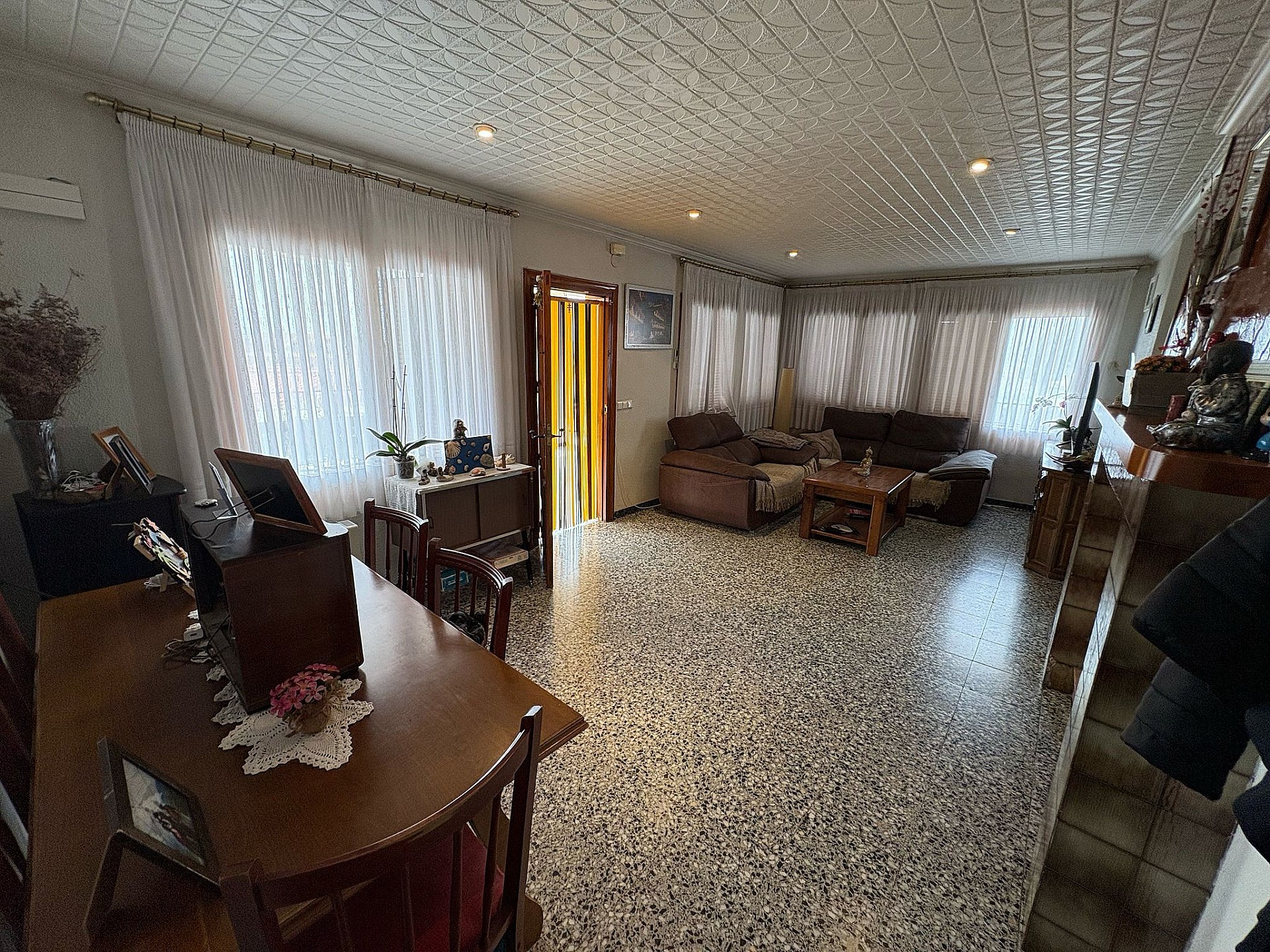 Resale - 4 Bedroom 1 Bathroom Country house in Petrer - - Alicante Resale - 4 Bedroom 1 Bathroom Country house in Petrer - - Alicante