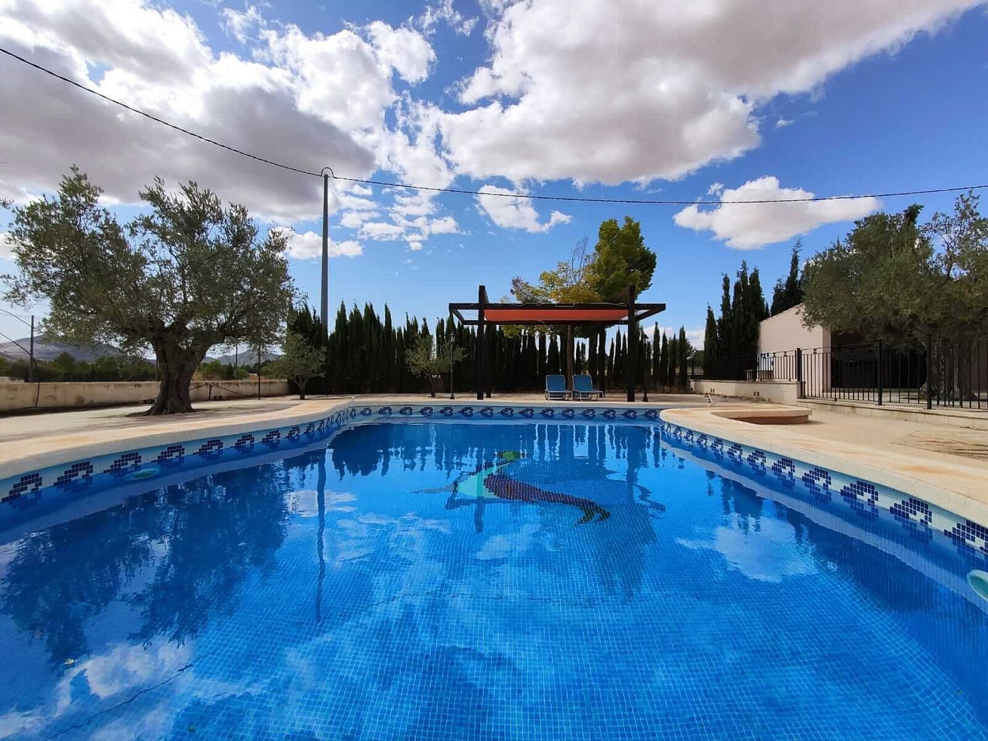 Resale - 4 Bedroom 2 Bathroom Villa in Yecla - - Murcia Resale - 4 Bedroom 2 Bathroom Villa in Yecla - - Murcia