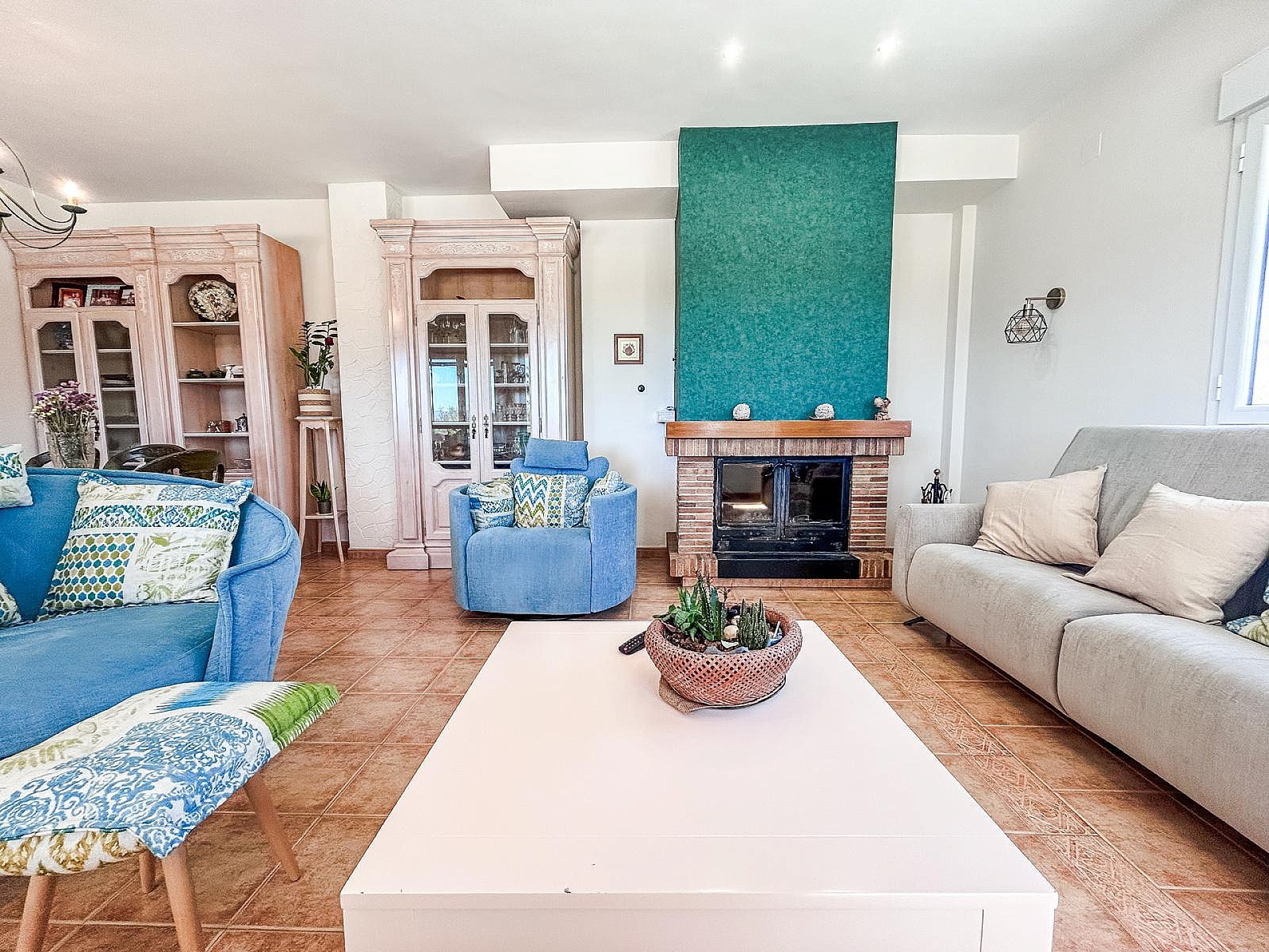 Resale - 4 Bedroom 2 Bathroom Villa in Yecla - - Murcia Resale - 4 Bedroom 2 Bathroom Villa in Yecla - - Murcia