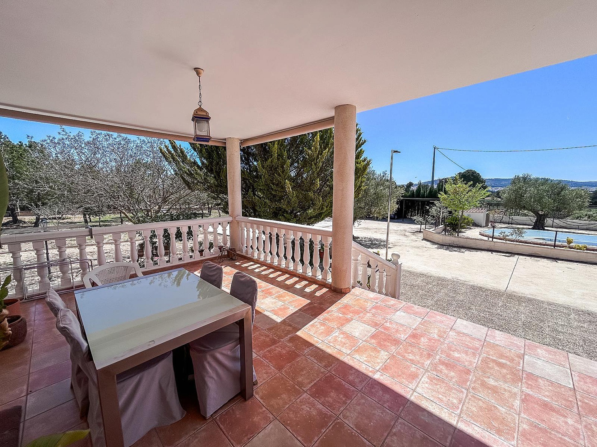 Resale - 4 Bedroom 2 Bathroom Villa in Yecla - - Murcia Resale - 4 Bedroom 2 Bathroom Villa in Yecla - - Murcia