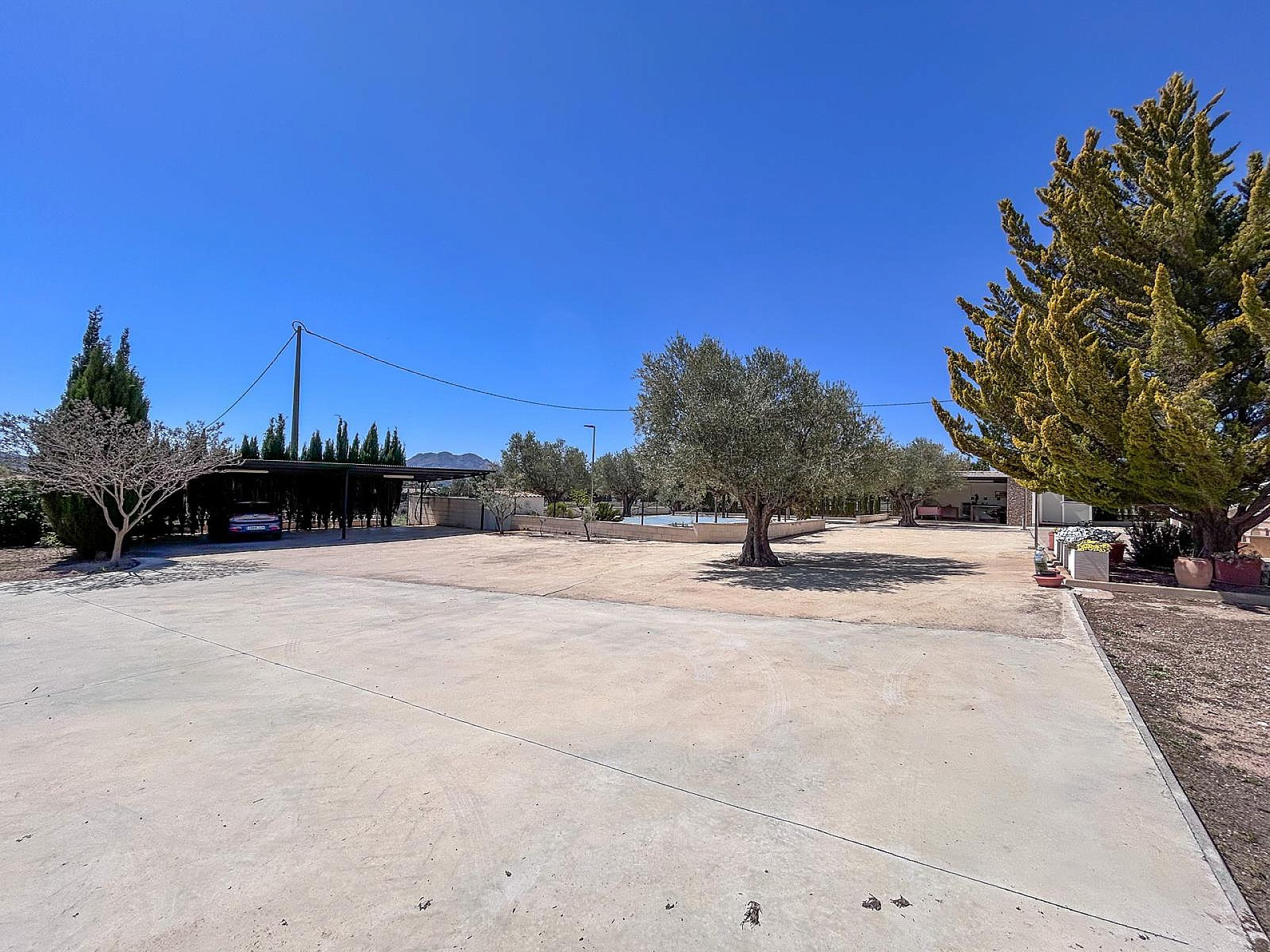 Resale - 4 Bedroom 2 Bathroom Villa in Yecla - - Murcia Resale - 4 Bedroom 2 Bathroom Villa in Yecla - - Murcia