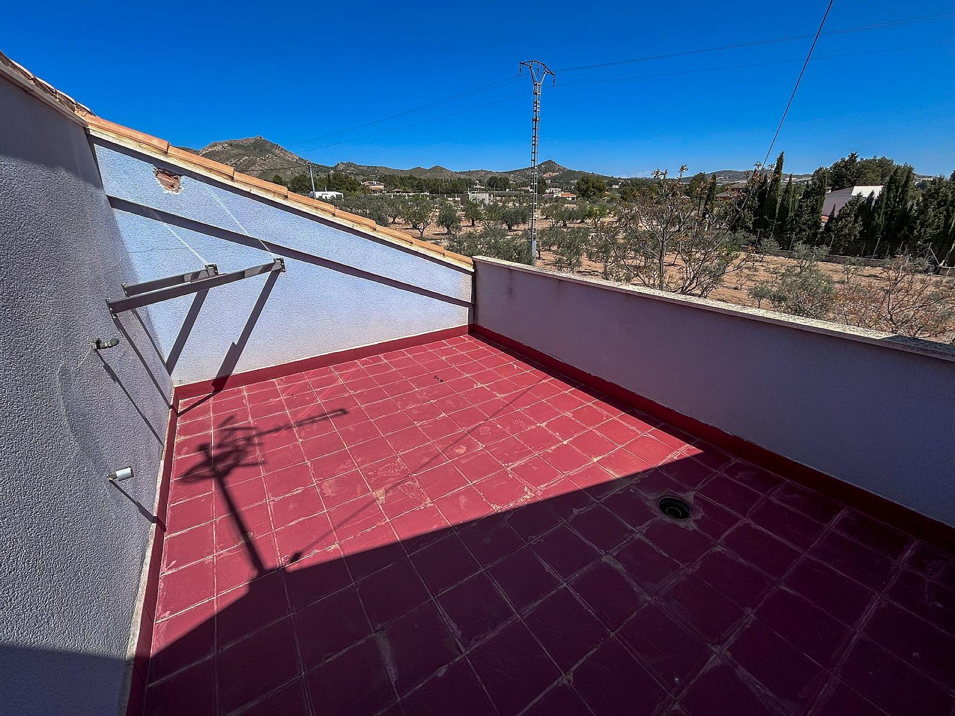 Resale - 4 Bedroom 2 Bathroom Villa in Yecla - - Murcia Resale - 4 Bedroom 2 Bathroom Villa in Yecla - - Murcia