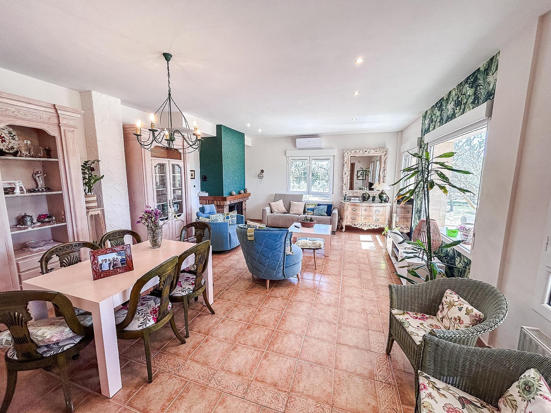 Resale - 4 Bedroom 2 Bathroom Villa in Yecla - - Murcia Resale - 4 Bedroom 2 Bathroom Villa in Yecla - - Murcia