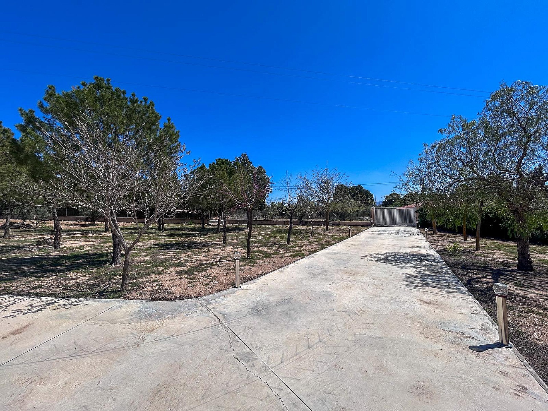 Resale - 4 Bedroom 2 Bathroom Villa in Yecla - - Murcia Resale - 4 Bedroom 2 Bathroom Villa in Yecla - - Murcia