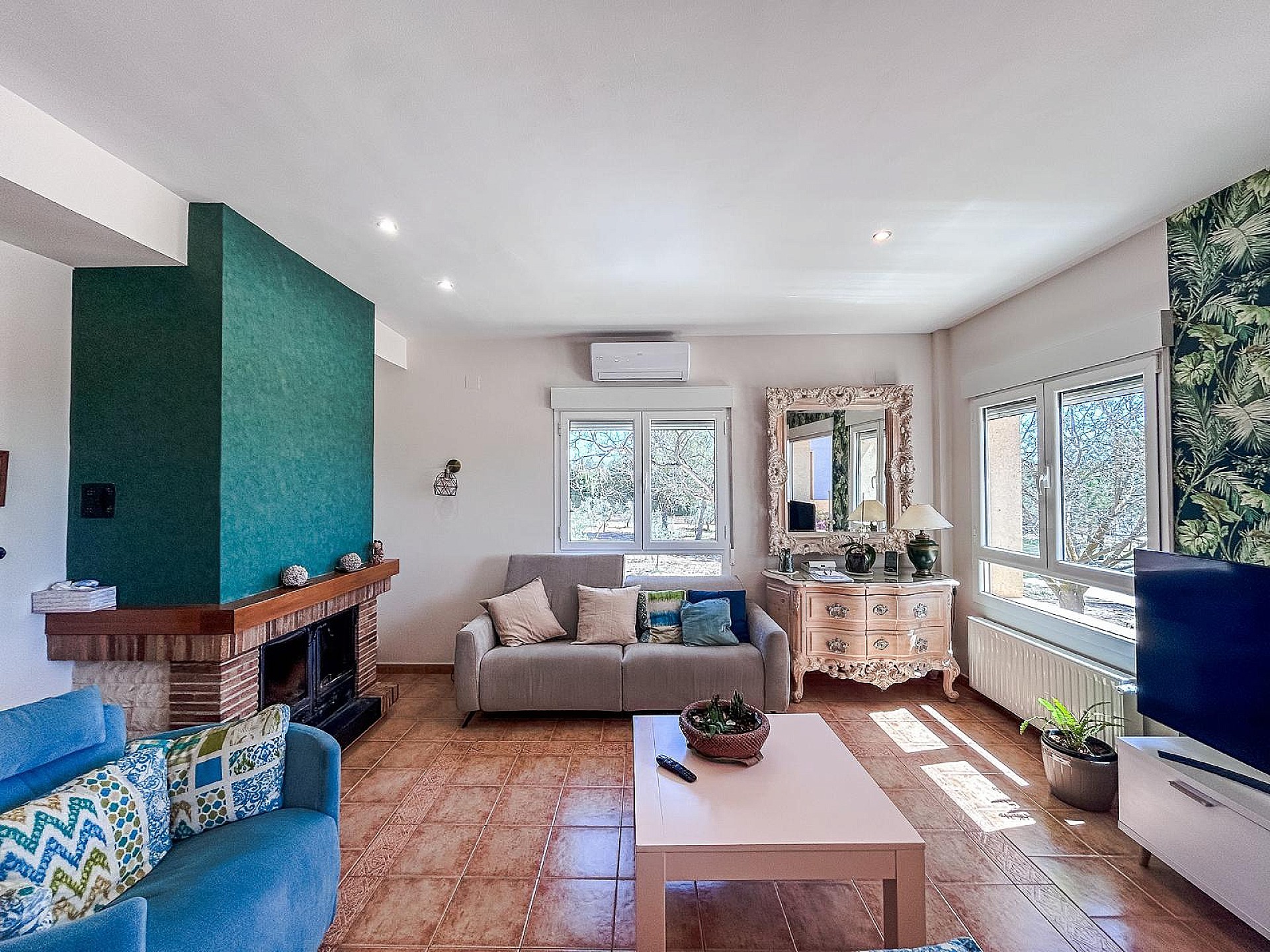 Resale - 4 Bedroom 2 Bathroom Villa in Yecla - - Murcia Resale - 4 Bedroom 2 Bathroom Villa in Yecla - - Murcia