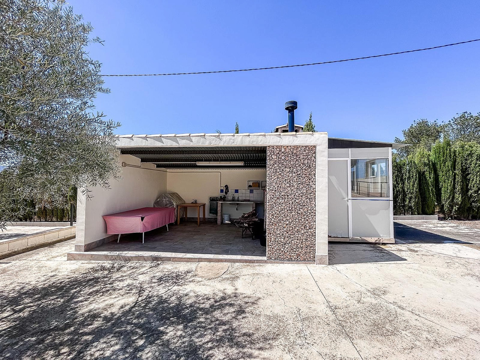 Resale - 4 Bedroom 2 Bathroom Villa in Yecla - - Murcia Resale - 4 Bedroom 2 Bathroom Villa in Yecla - - Murcia