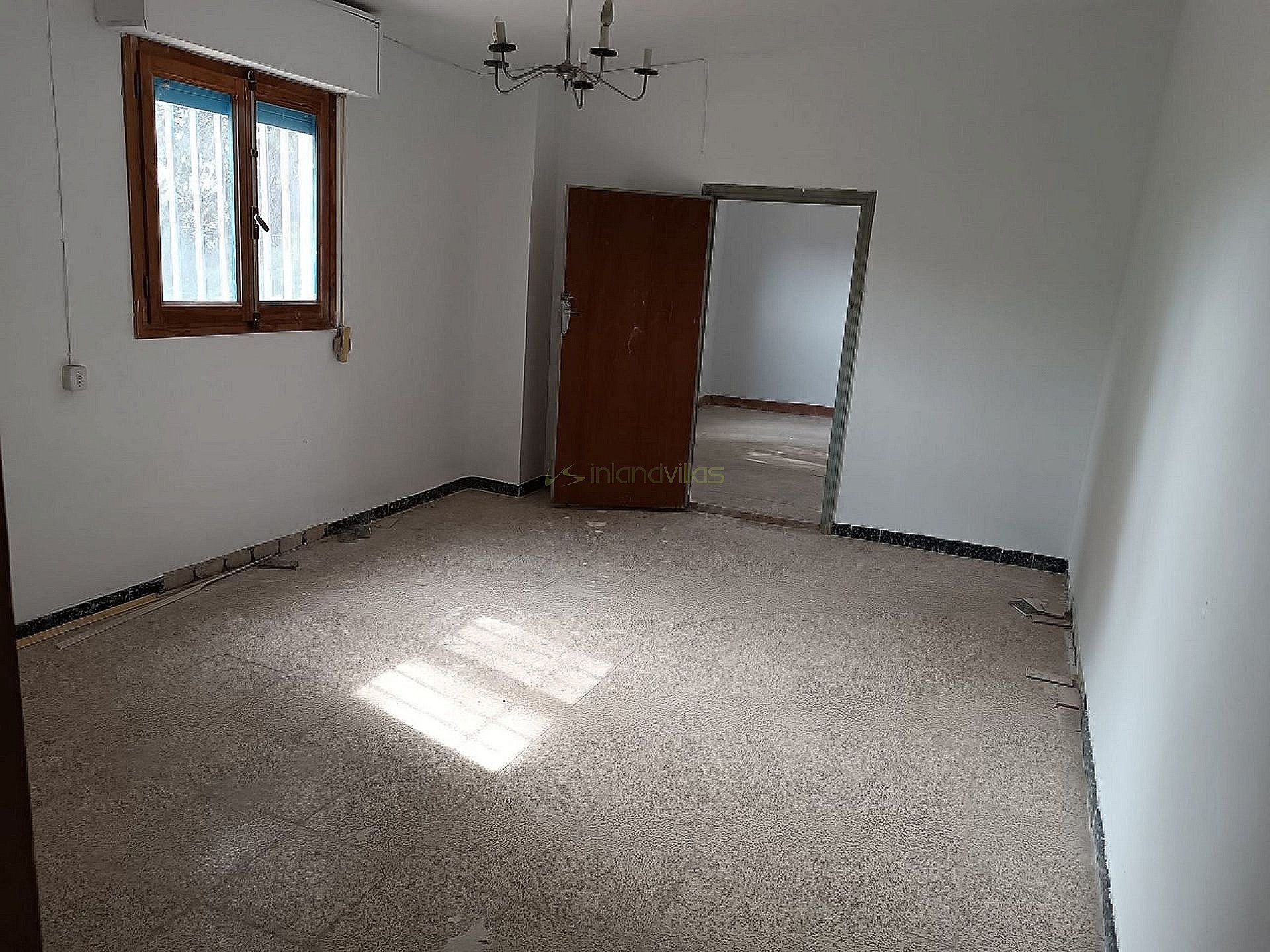 Sold - 5 Bedroom 2 Bathroom Country house in Yecla - - Murcia Sold - 5 Bedroom 2 Bathroom Country house in Yecla - - Murcia